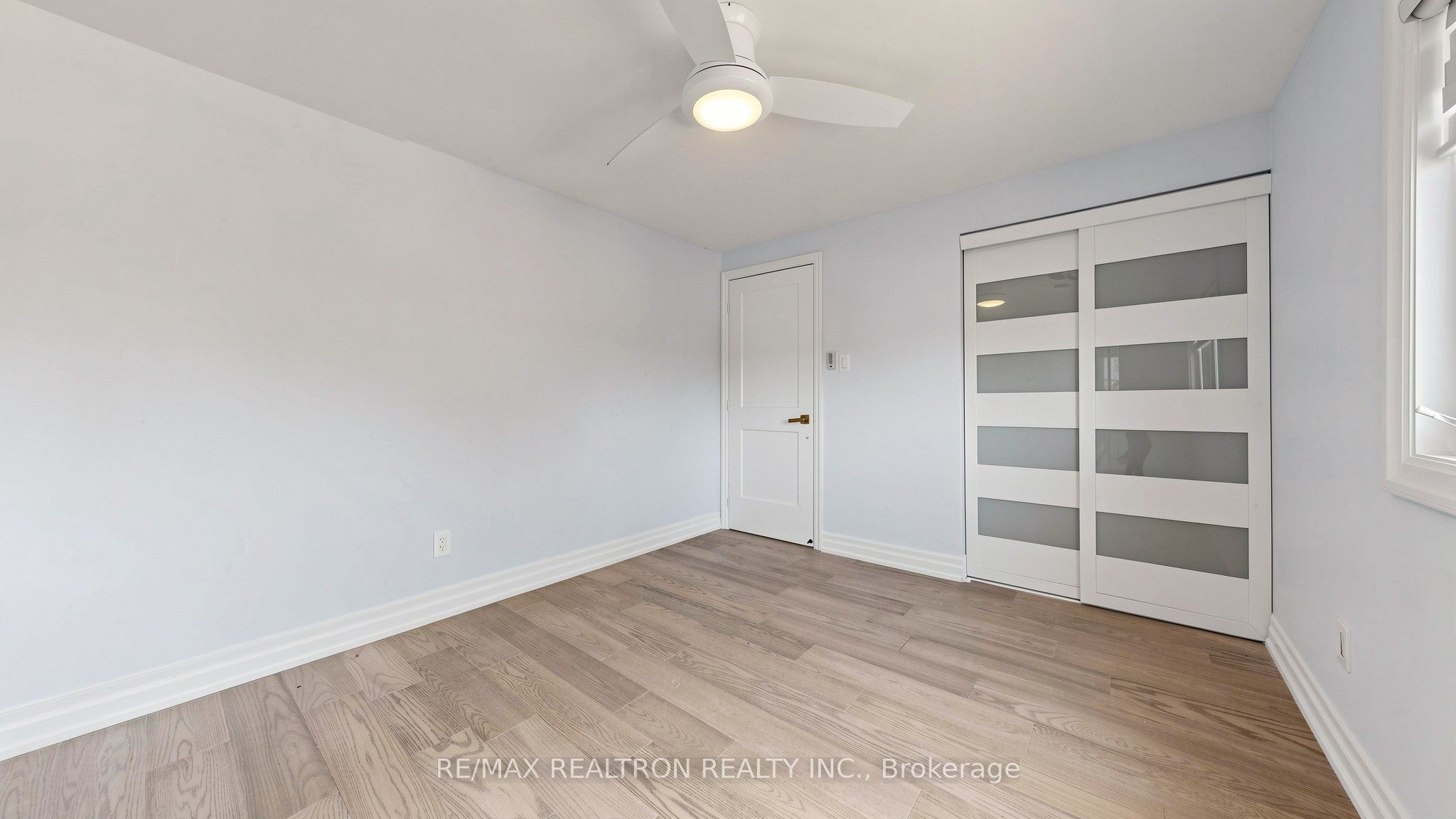 72 Halfmoon Square Property Photo 32