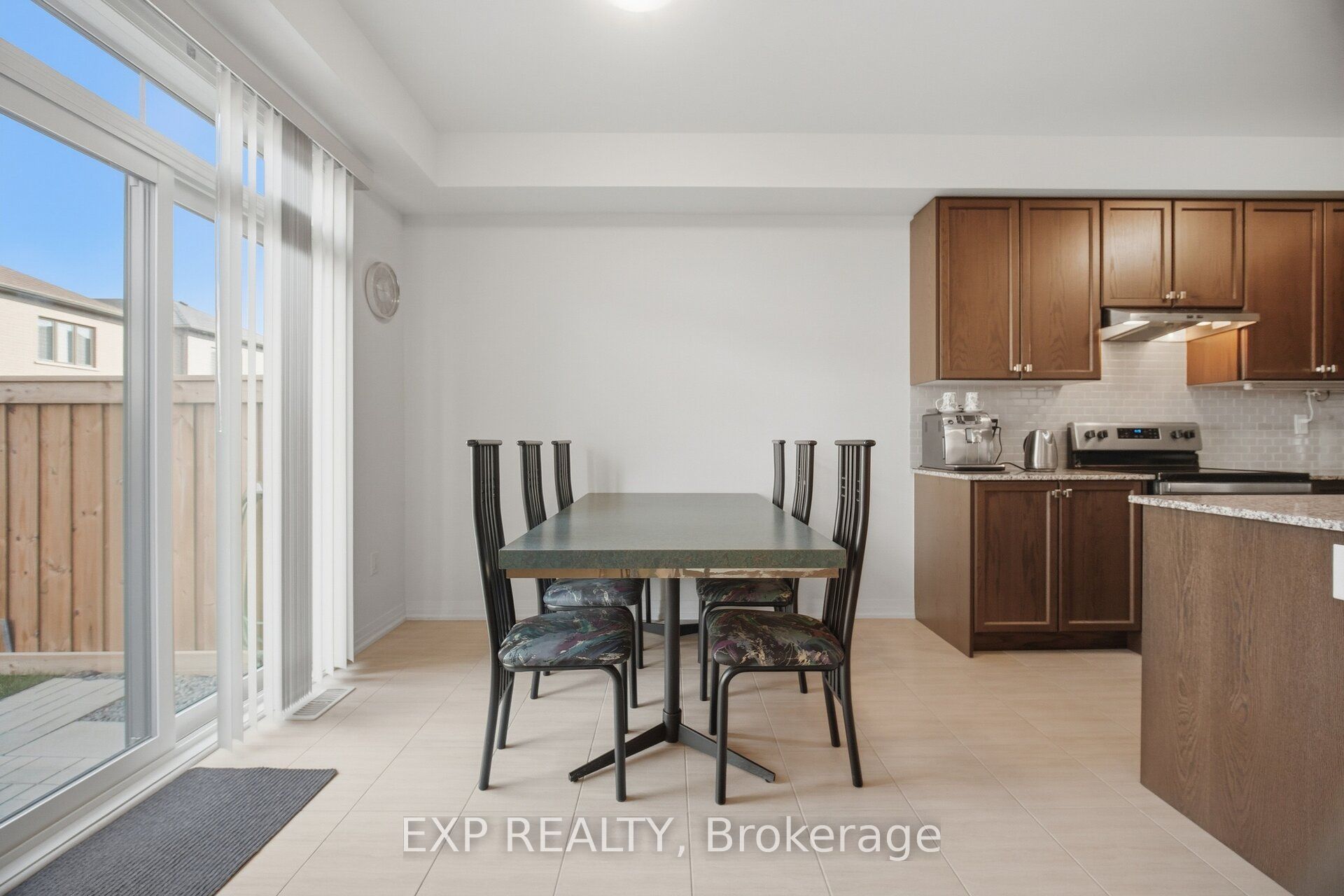 130 Ogston Crescent Property Photo 12