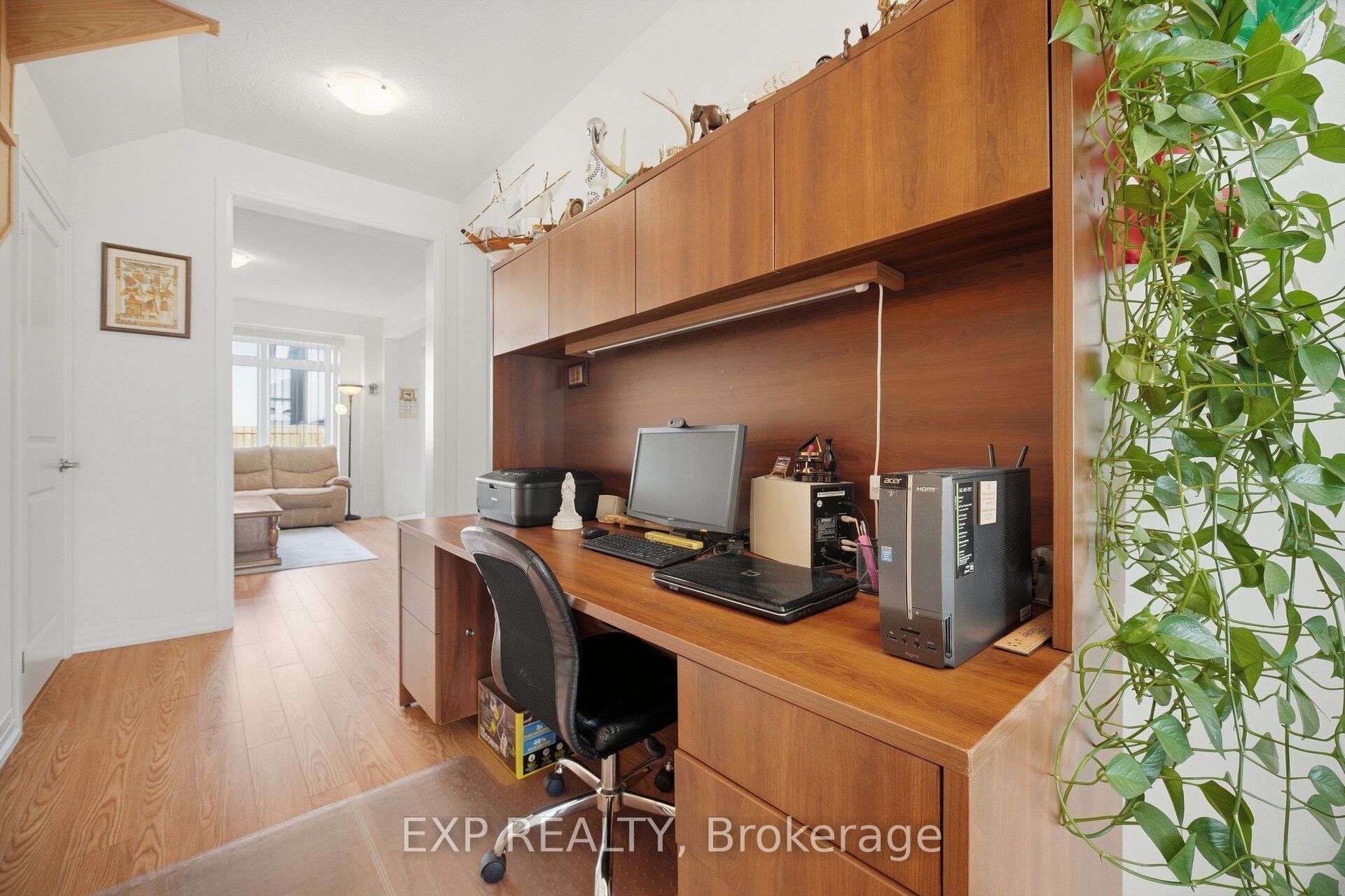 130 Ogston Crescent Property Photo 20