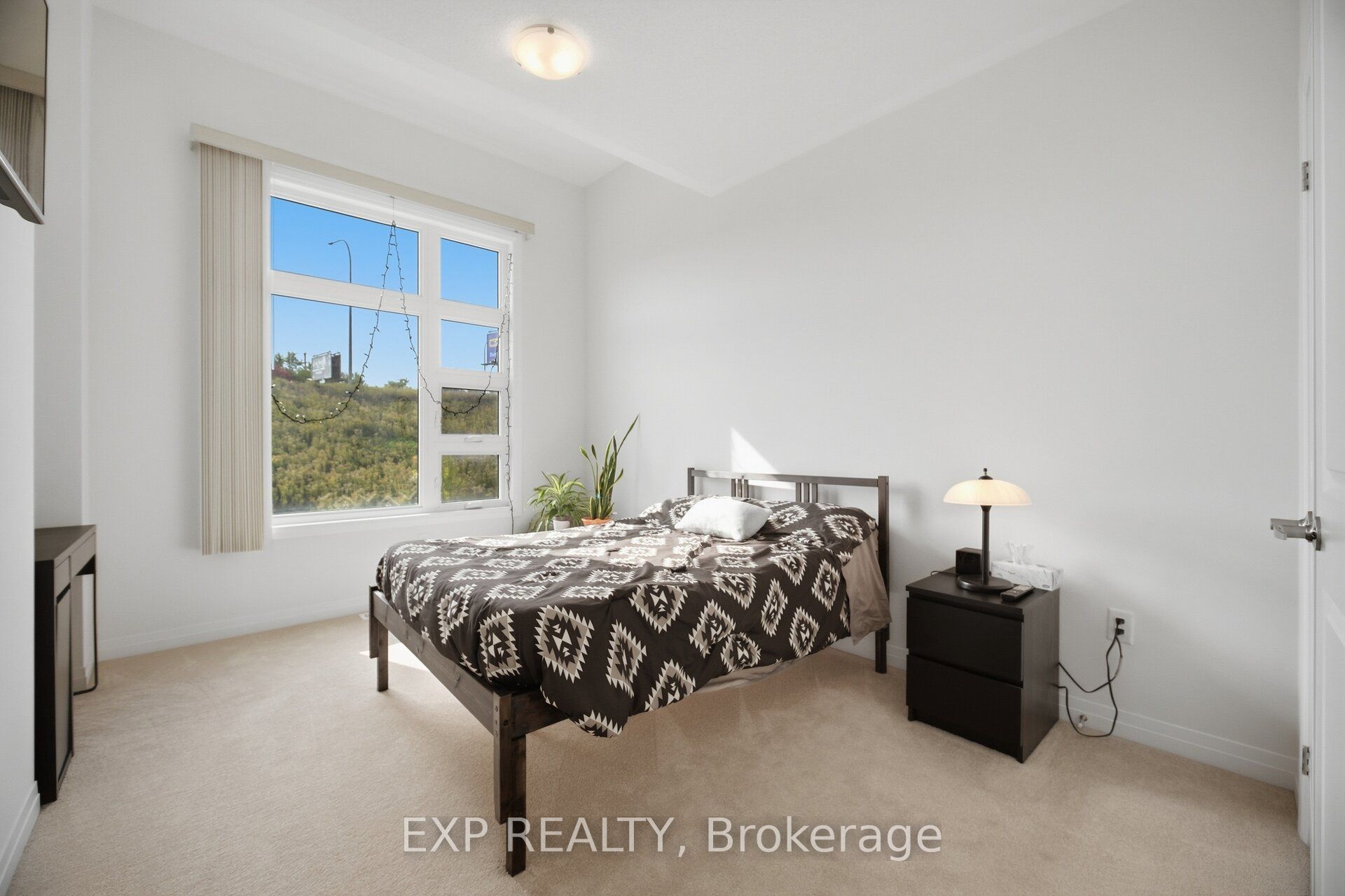 130 Ogston Crescent Property Photo 29