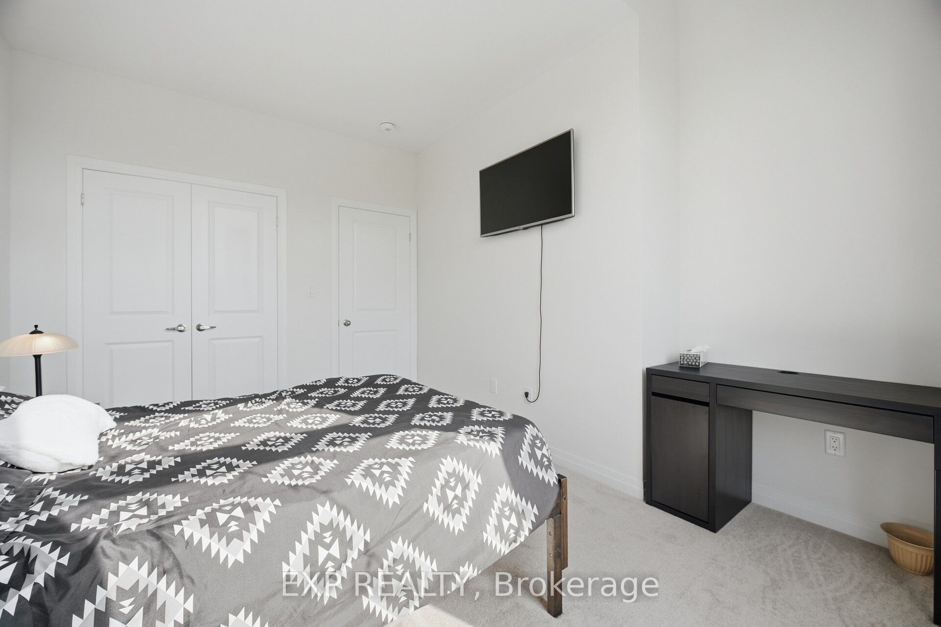 130 Ogston Crescent Property Photo 30