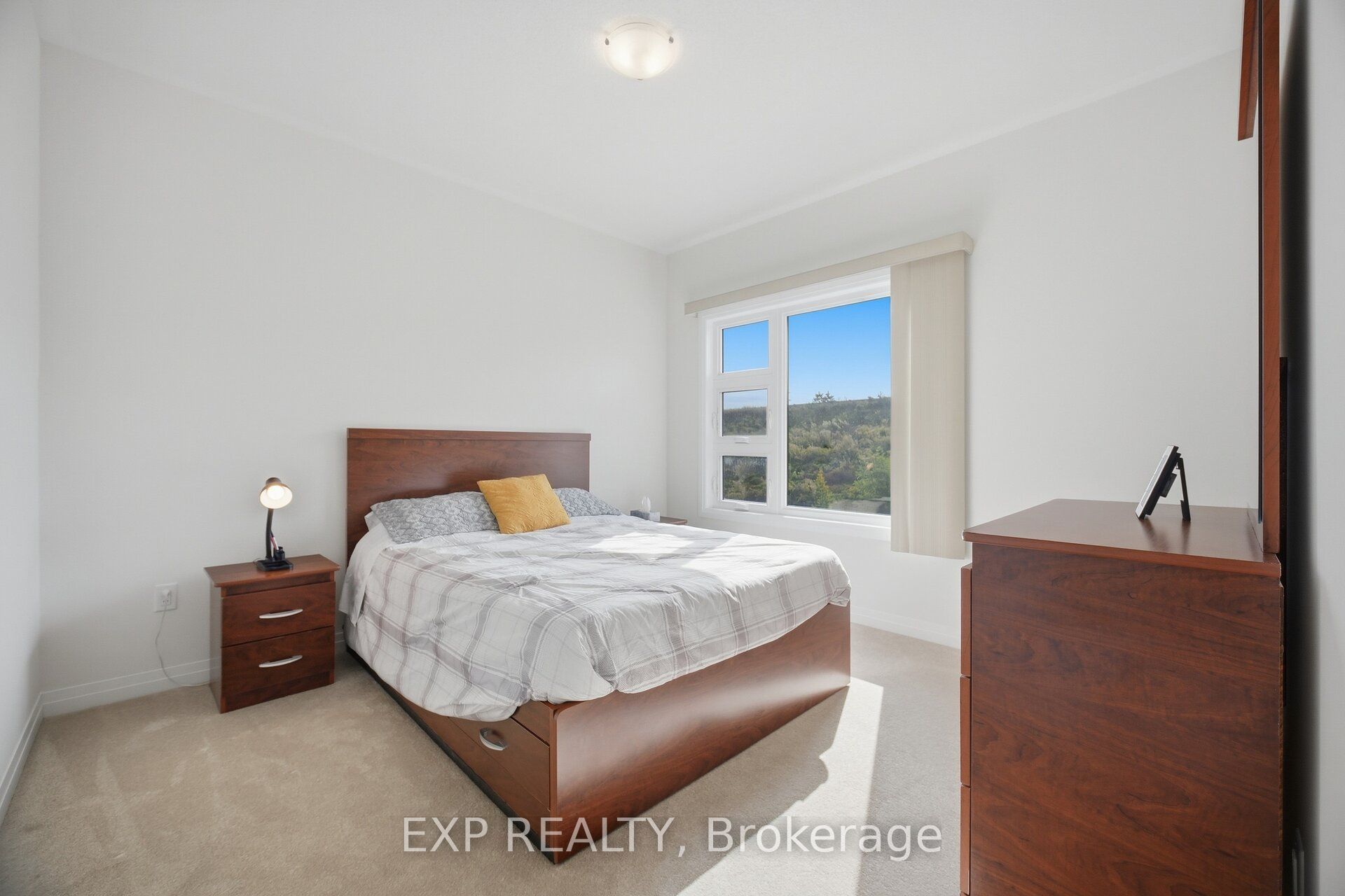 130 Ogston Crescent Property Photo 31
