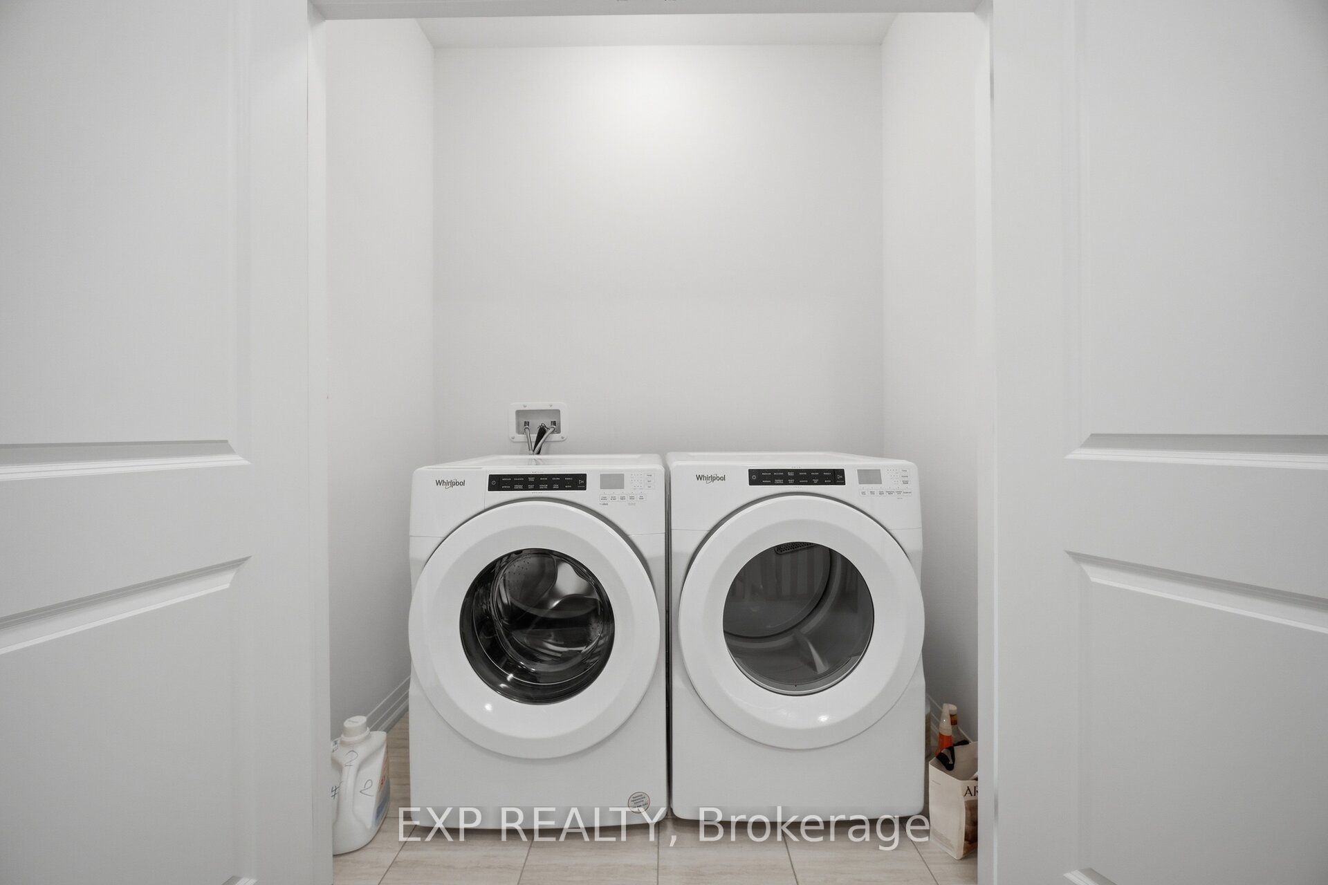 130 Ogston Crescent Property Photo 35