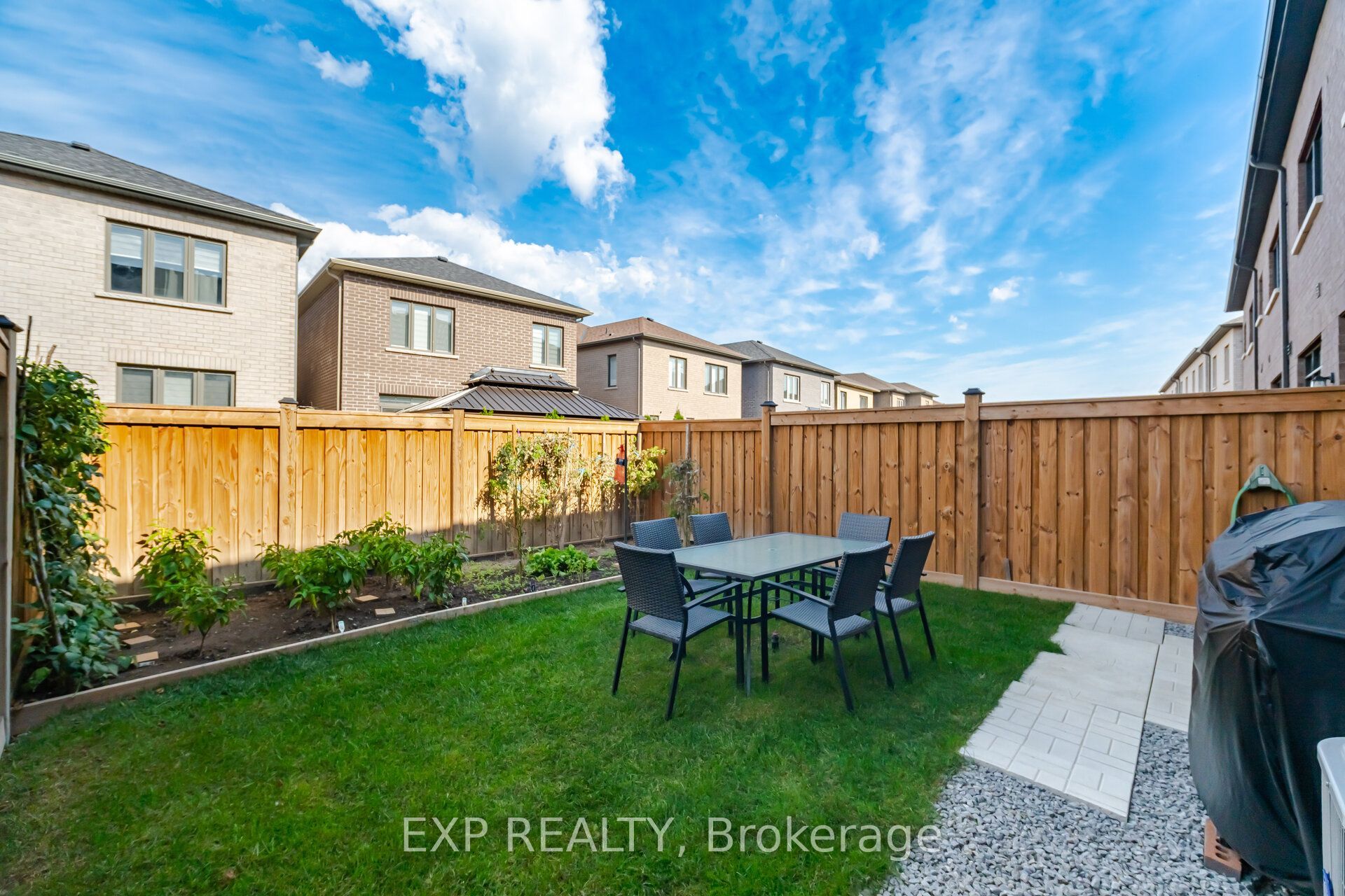 130 Ogston Crescent Property Photo 41