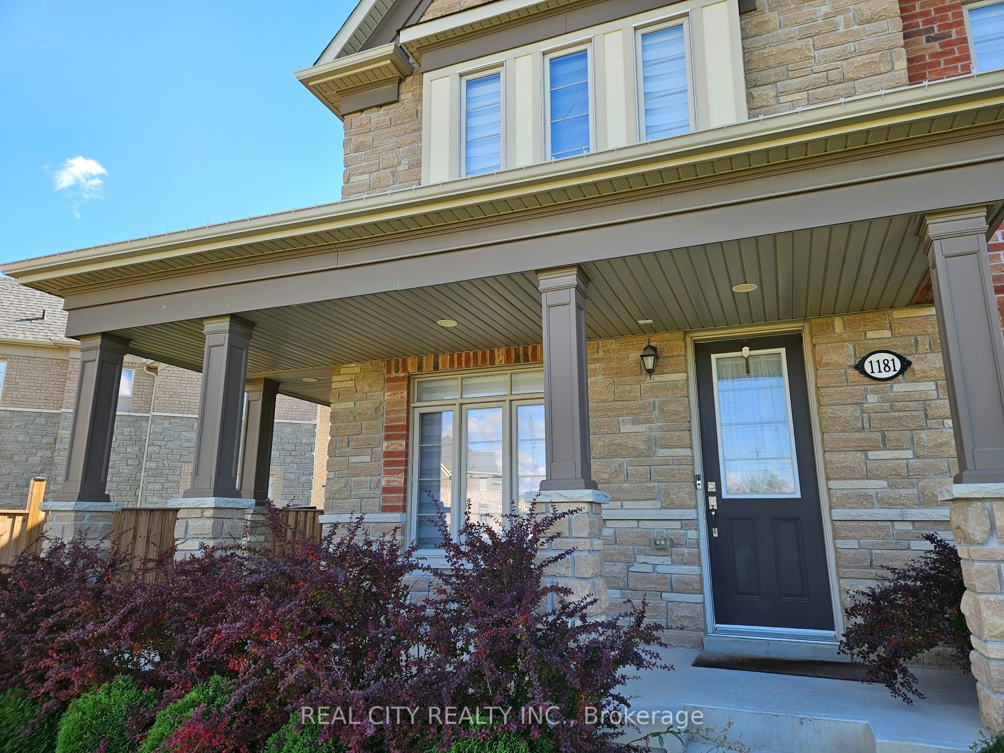 1181 Church Street N Property Photo 2