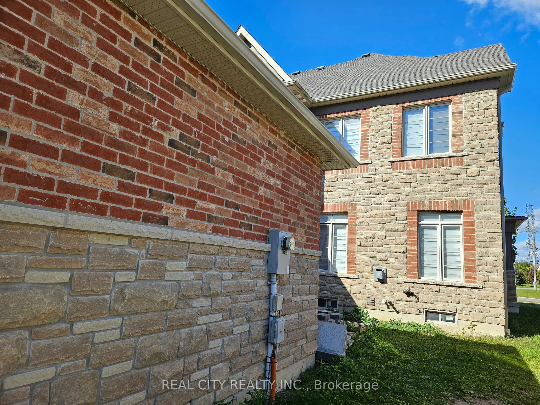 1181 Church Street N Property Photo 10
