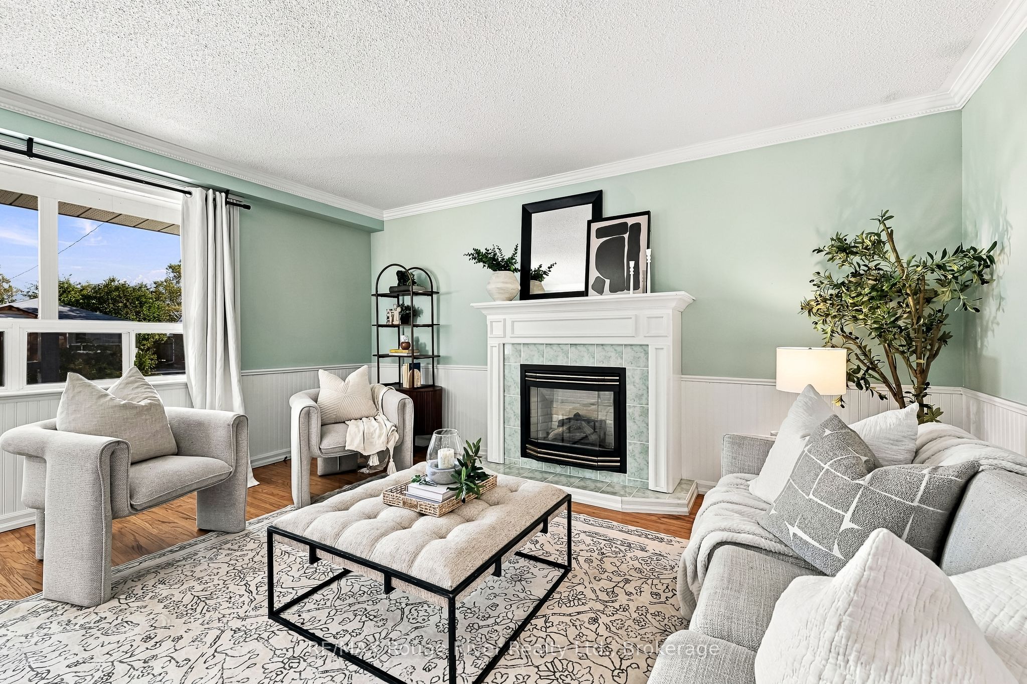 1116 Green Street Property Photo 7