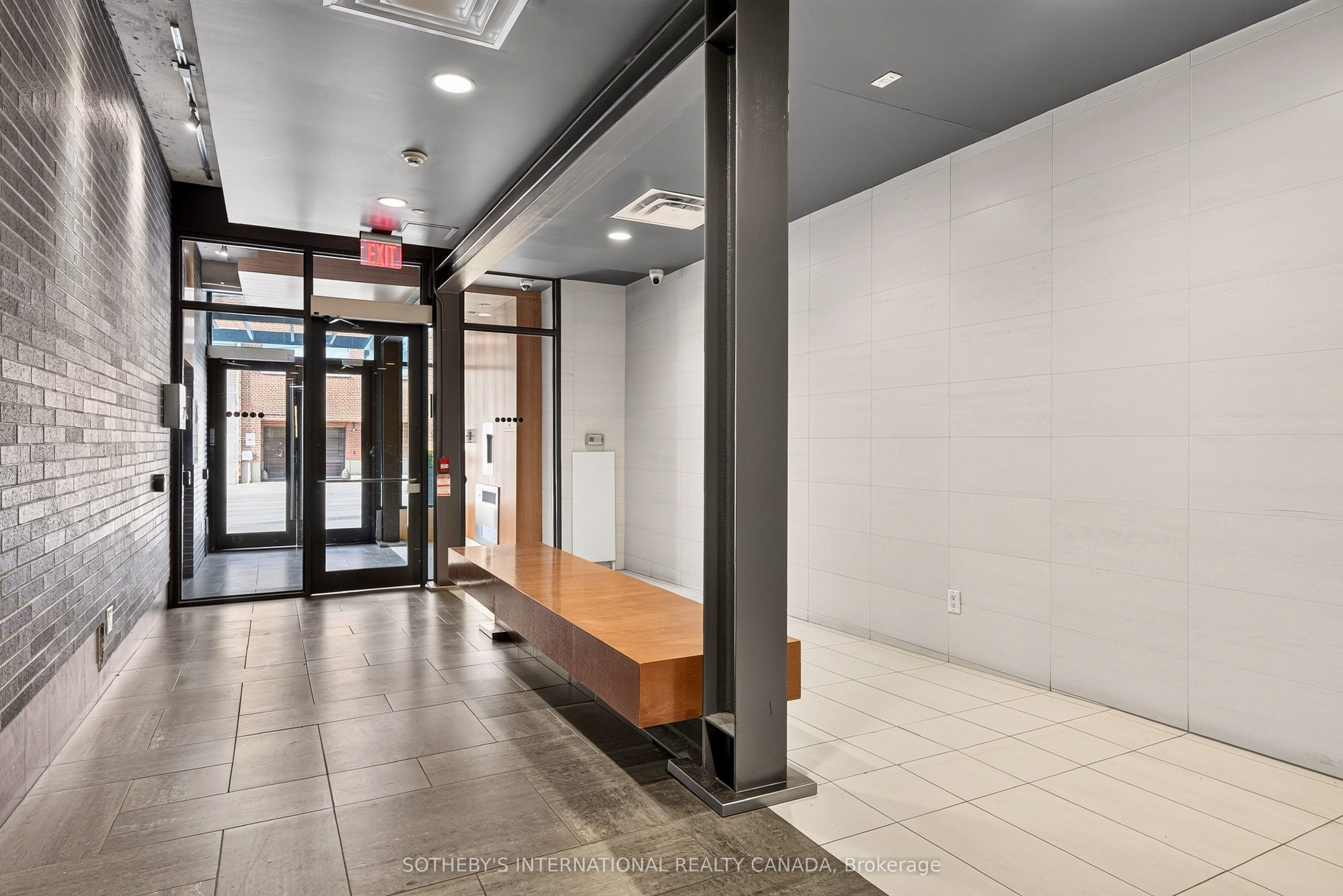 319 Carlaw Avenue 406 Property Photo 26