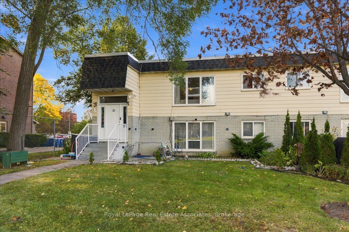 540 Mary Street E 1-4 Property Photo 1