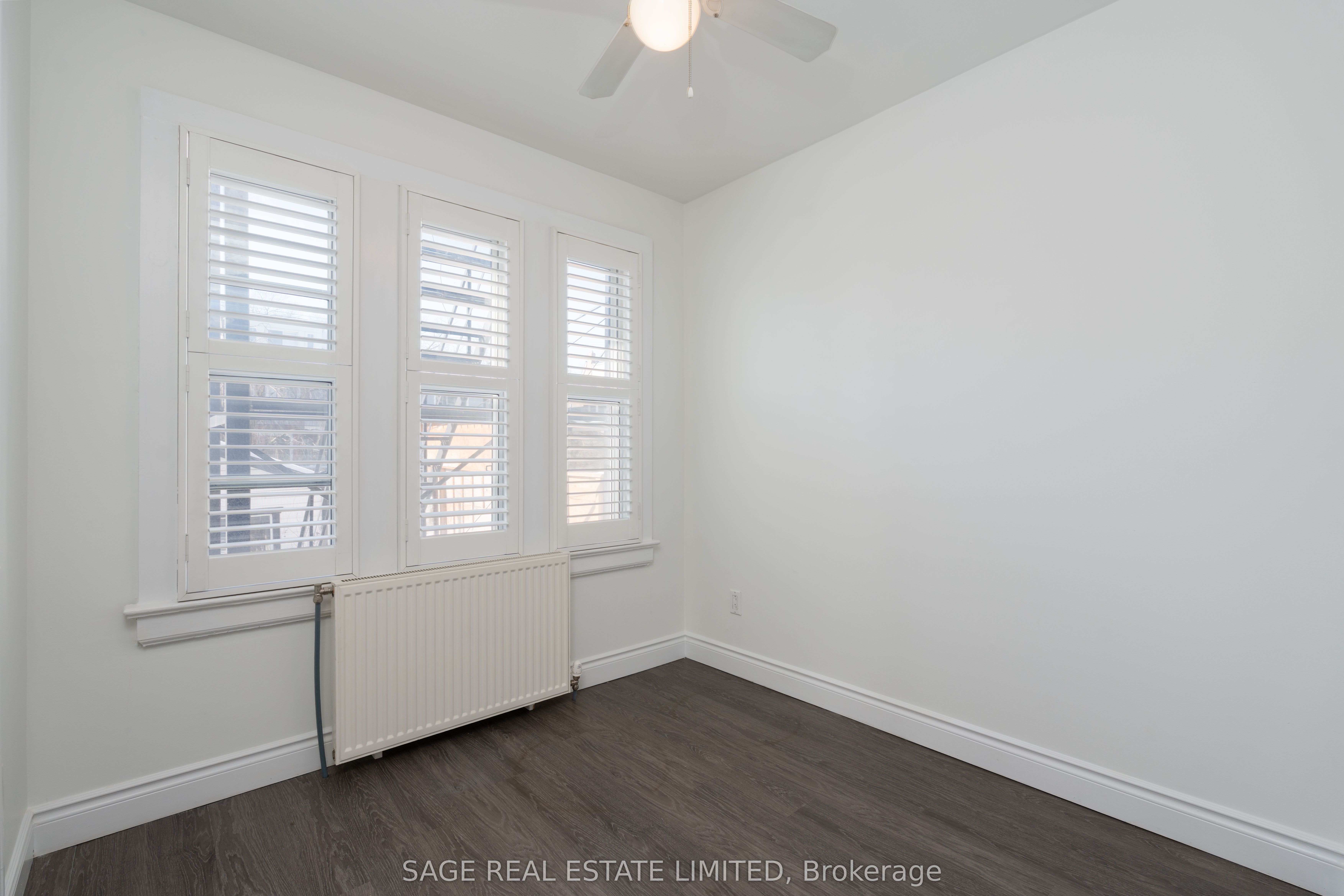8 Brookmount Road 1b Property Photo 7