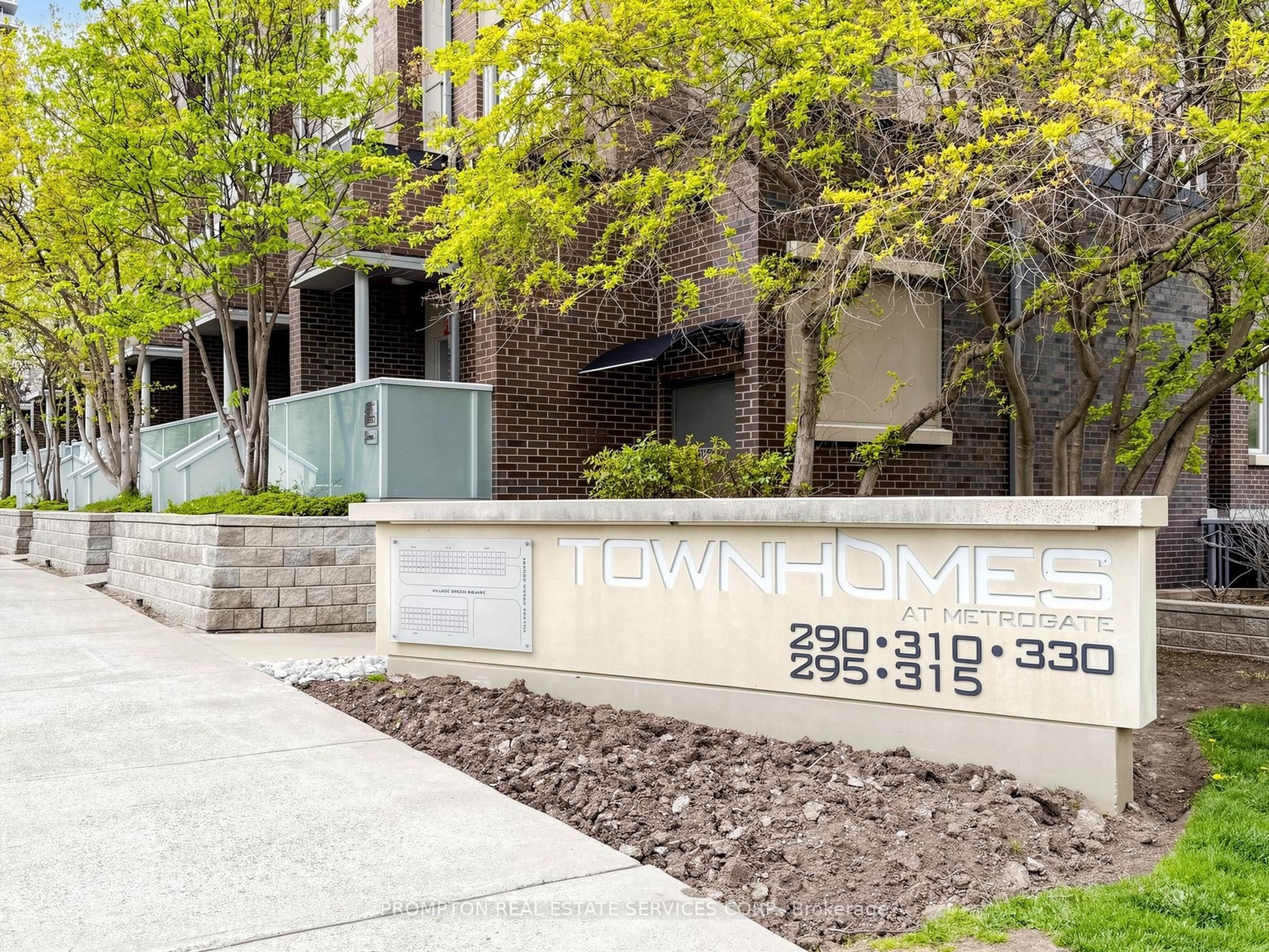 330 Village Green Square Th3 Property Photo 1