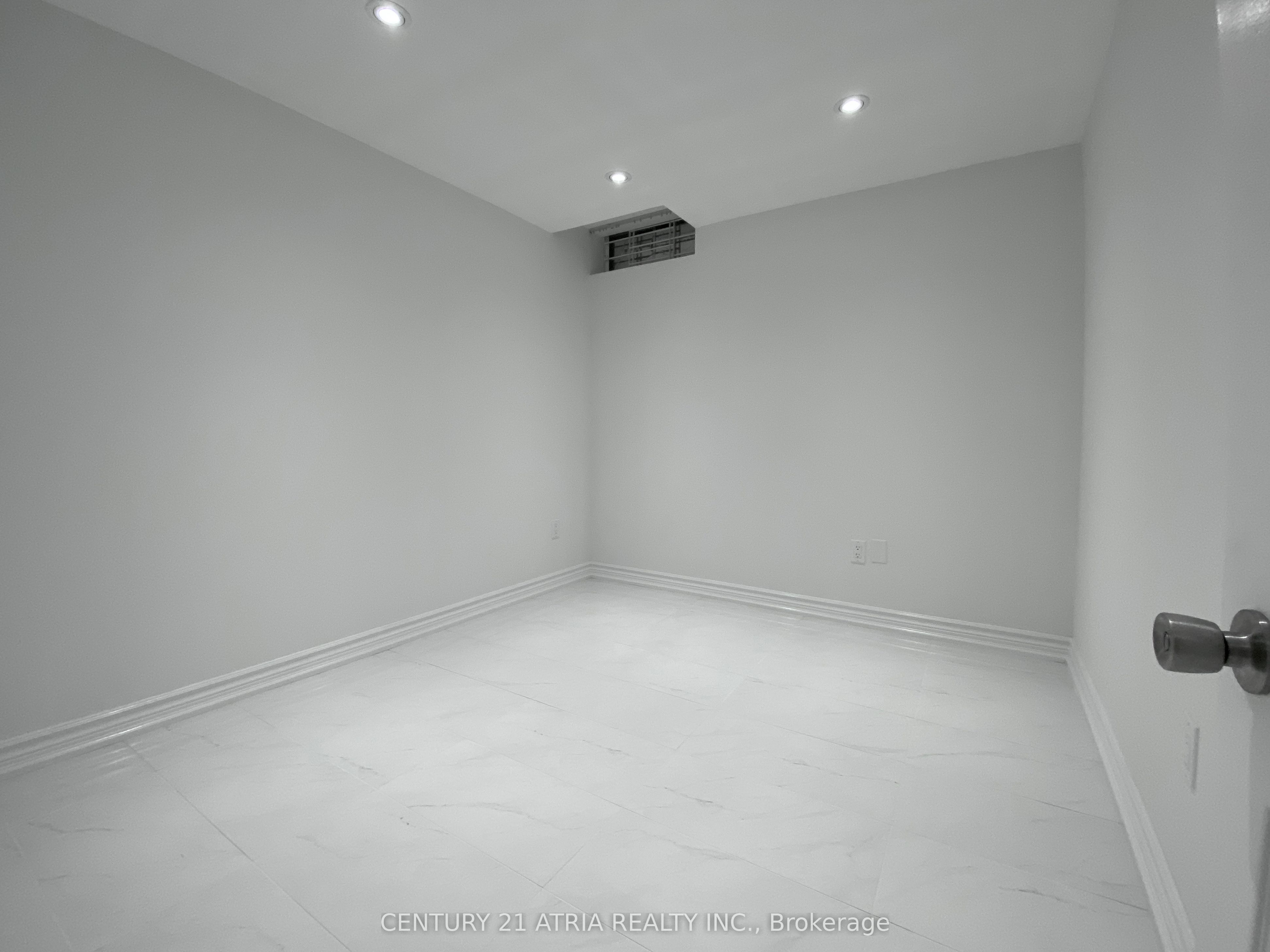 40 Alanbull Square Lower Property Photo 6