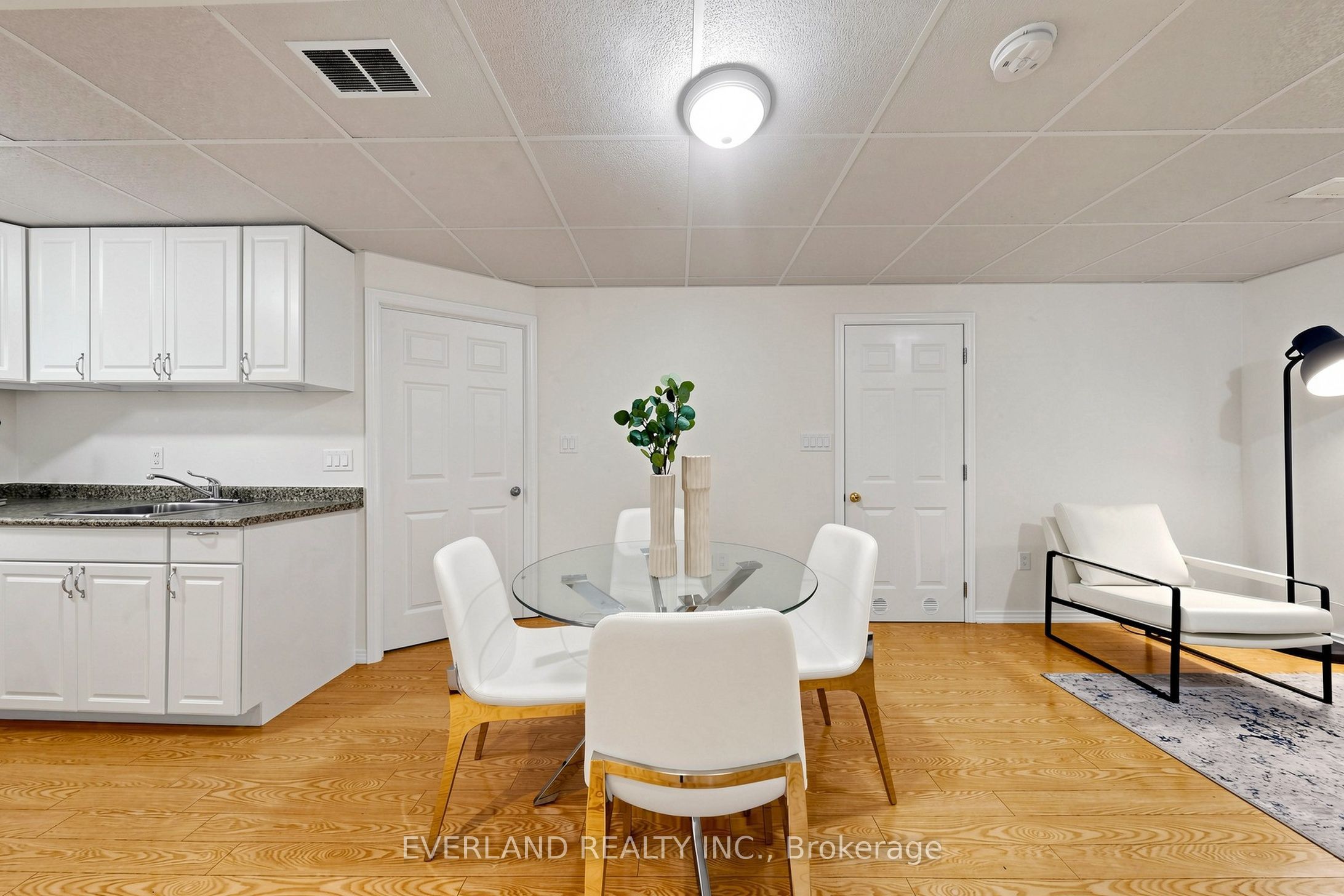 38 Six Nations Avenue Property Photo 24