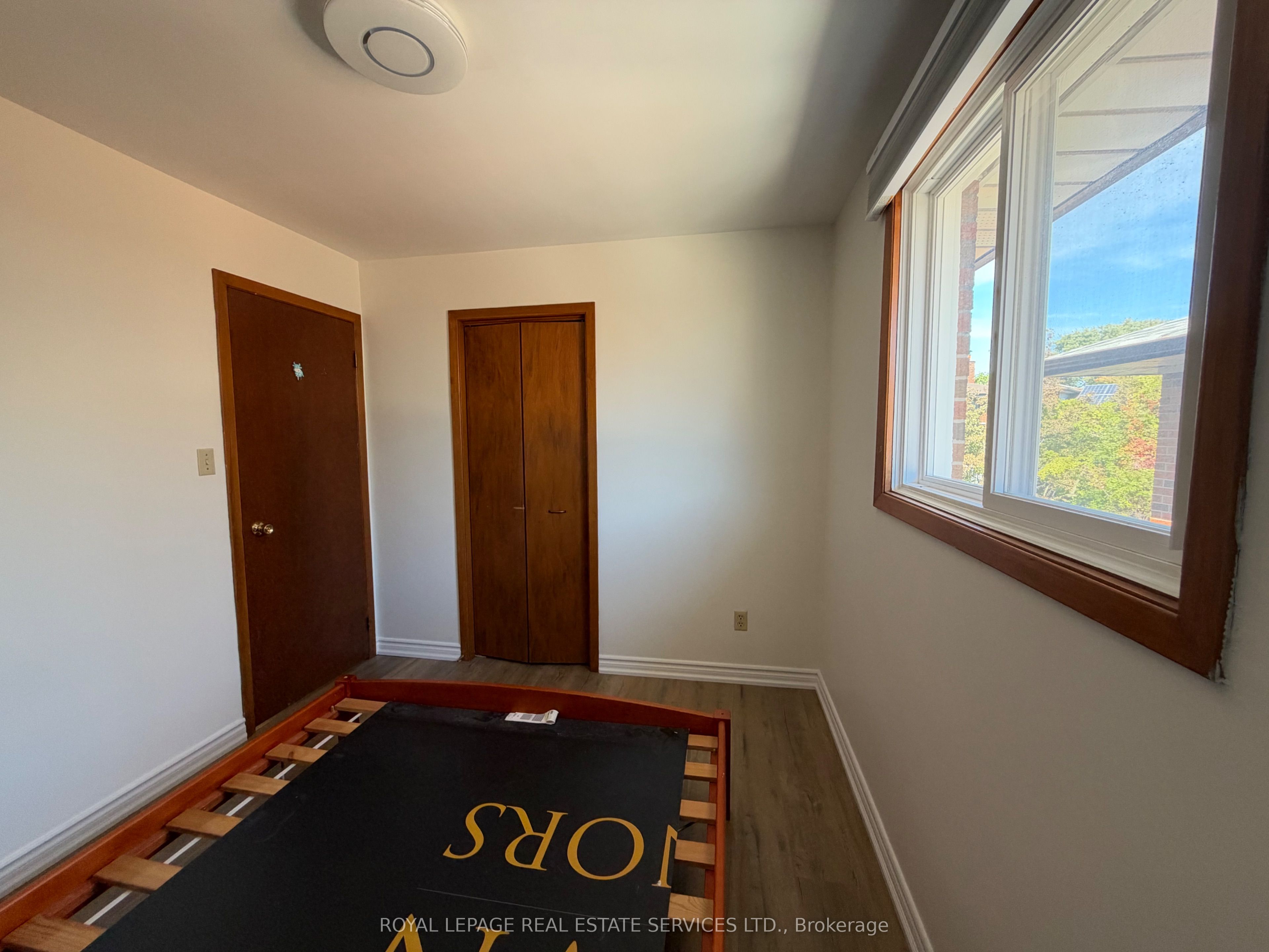 66 Terryhill Crescent Upper Property Photo 15
