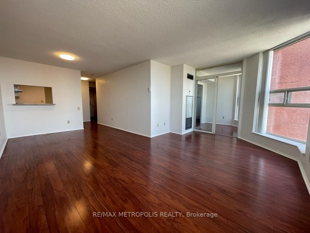 2460 Eglinton Avenue E 1412 Property Photo 2