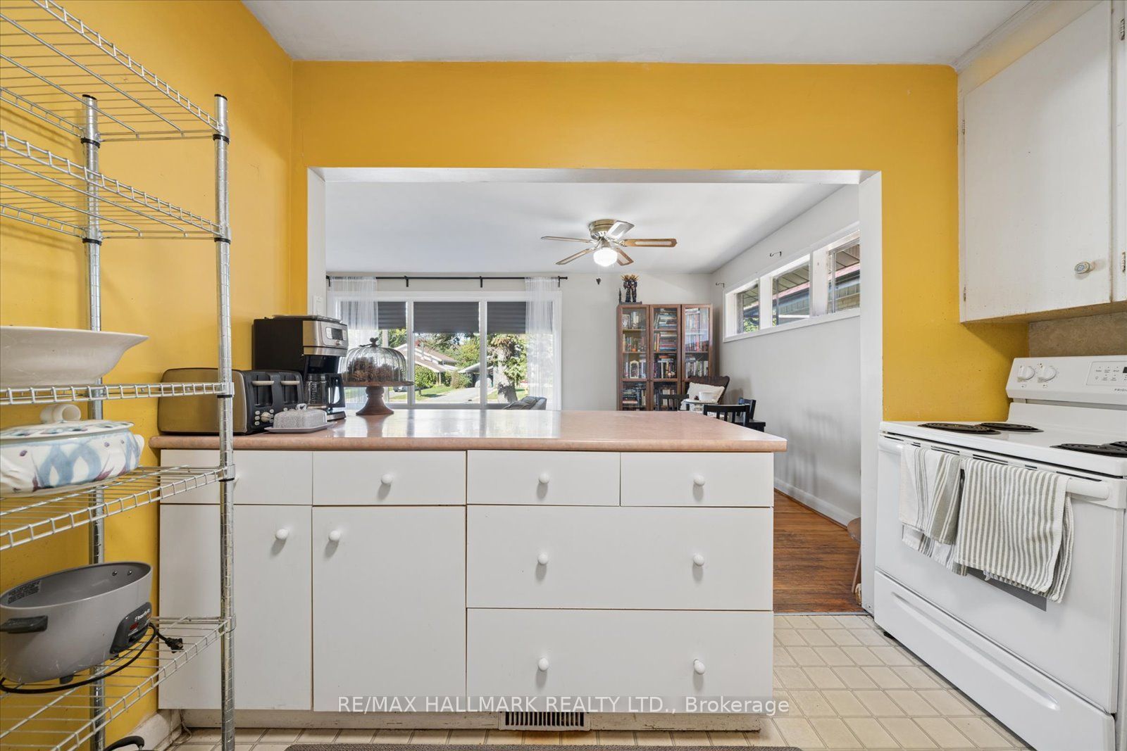 73 Deerfield Road Property Photo 17