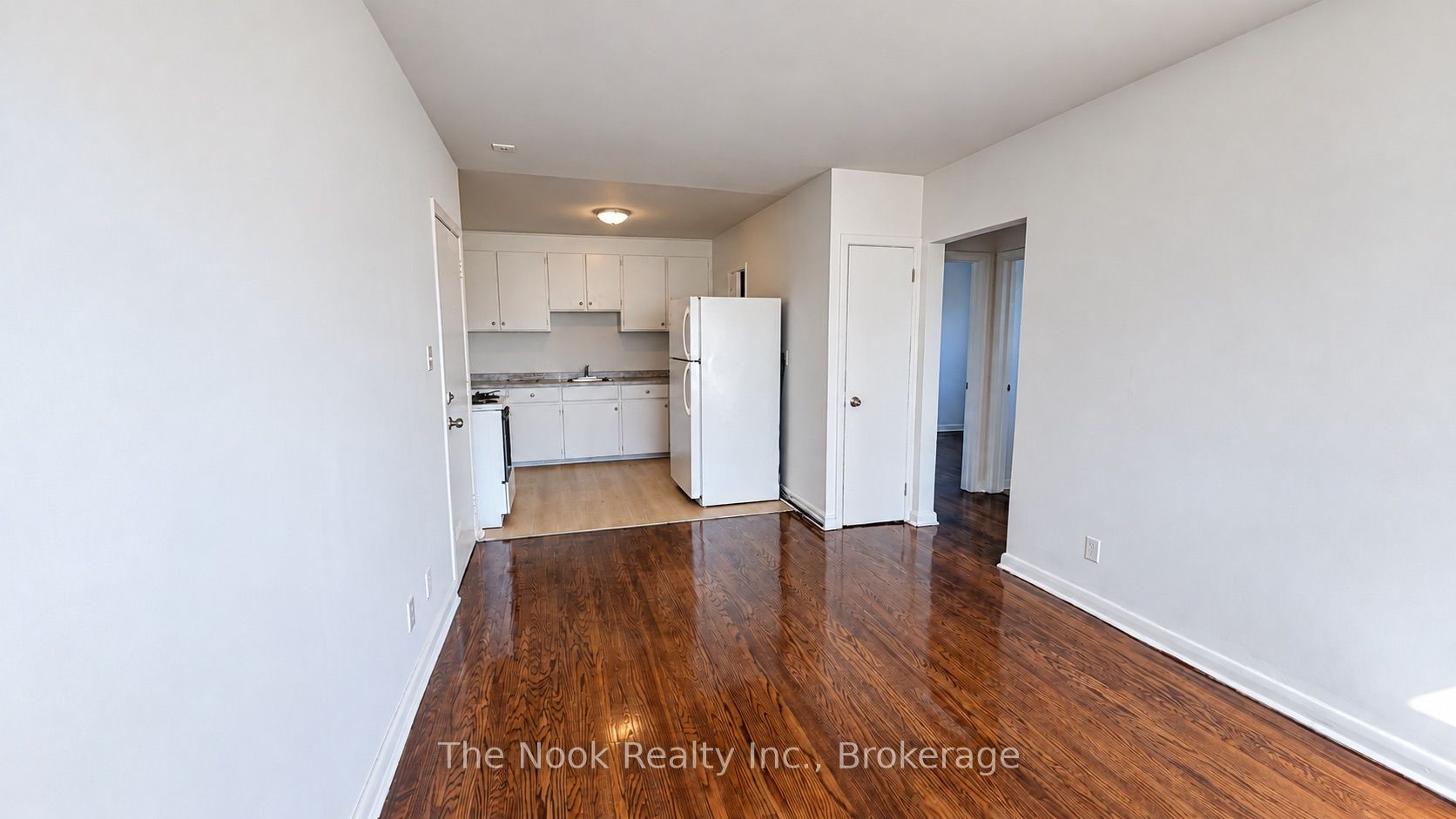 1201 Cedar Street 7 Property Photo 4