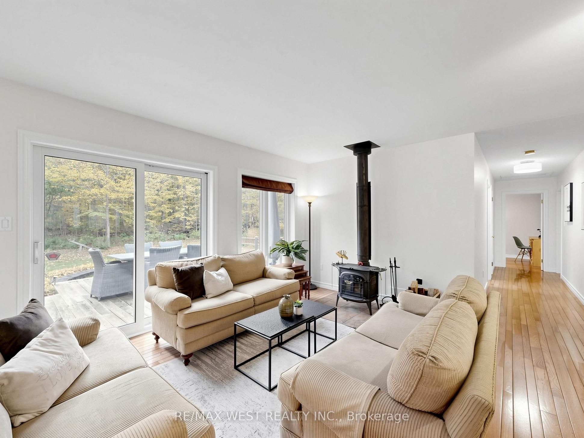 9626 Murphy Road Property Photo 16