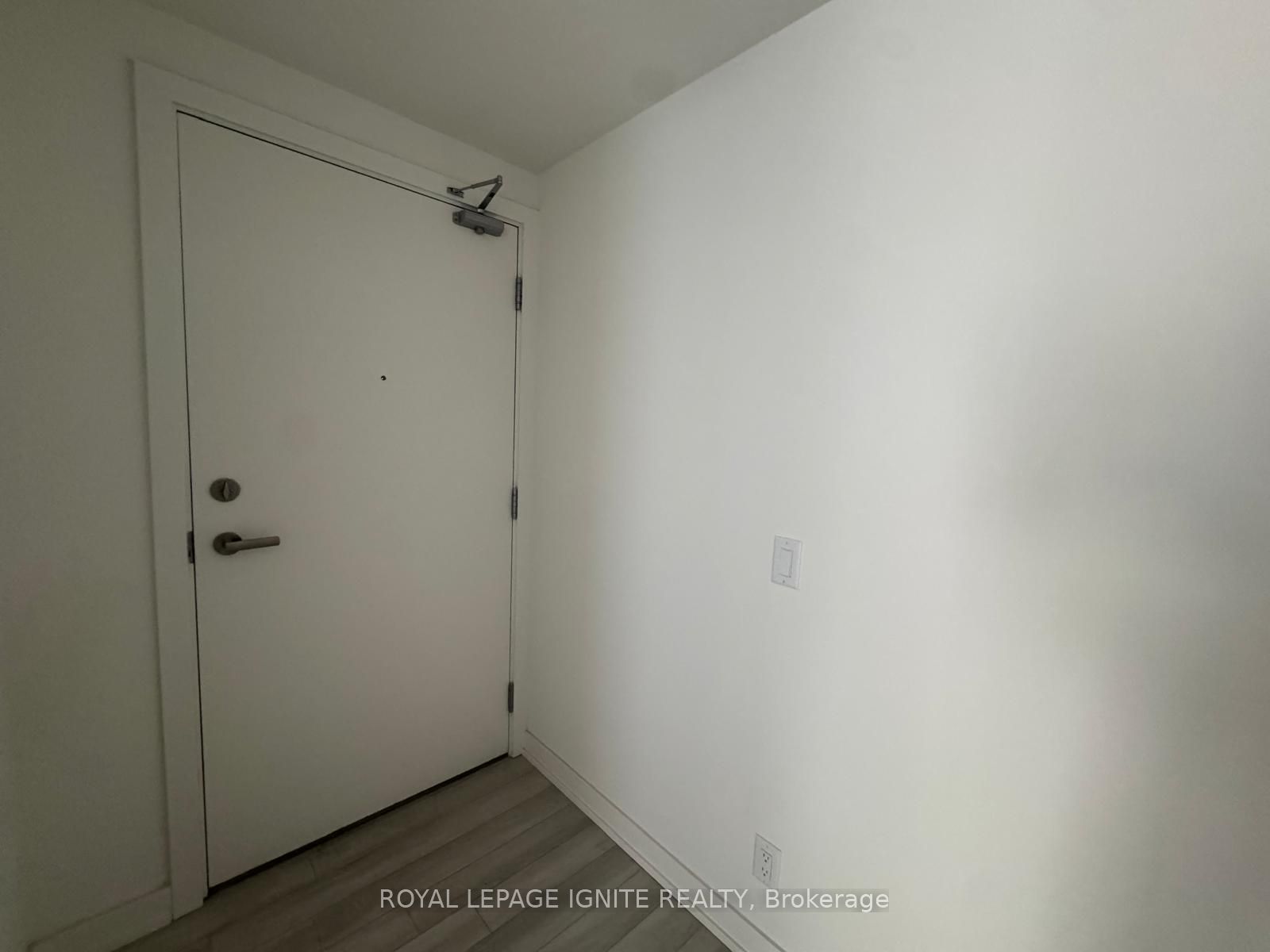 51 Clarington Boulevard 701 Property Photo 6