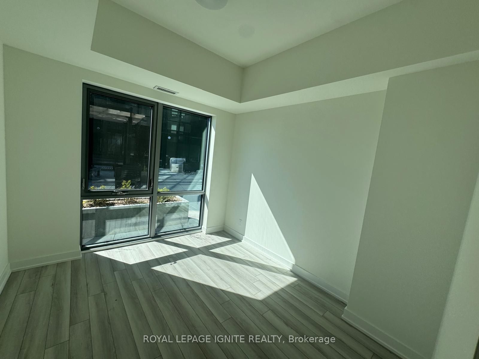 51 Clarington Boulevard 701 Property Photo 10