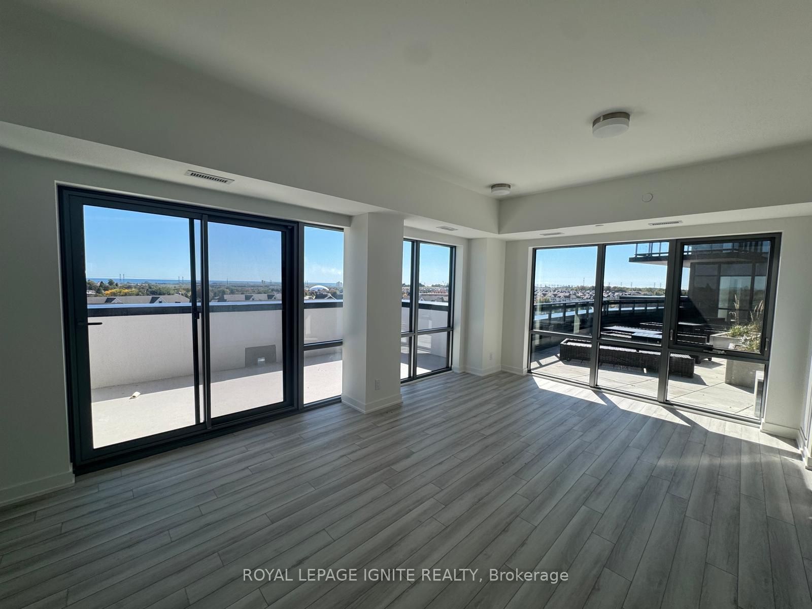 51 Clarington Boulevard 701 Property Photo 12