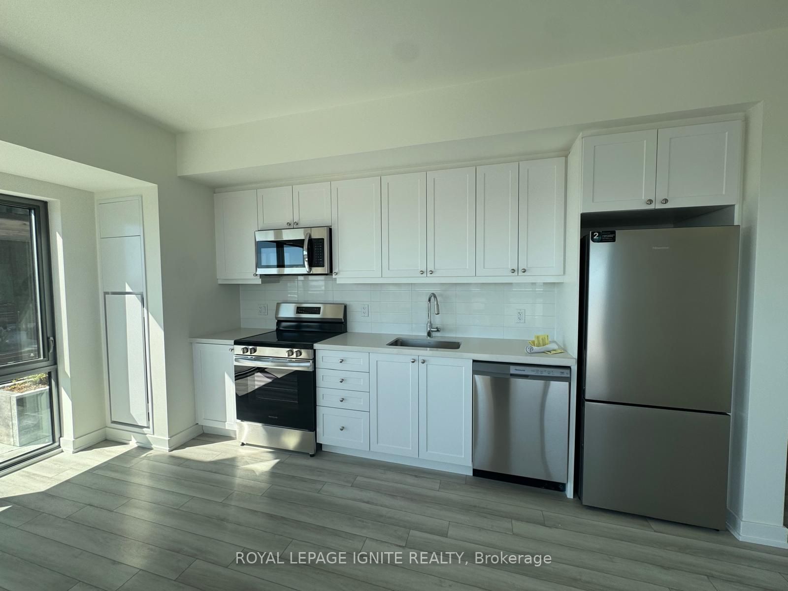 51 Clarington Boulevard 701 Property Photo 14