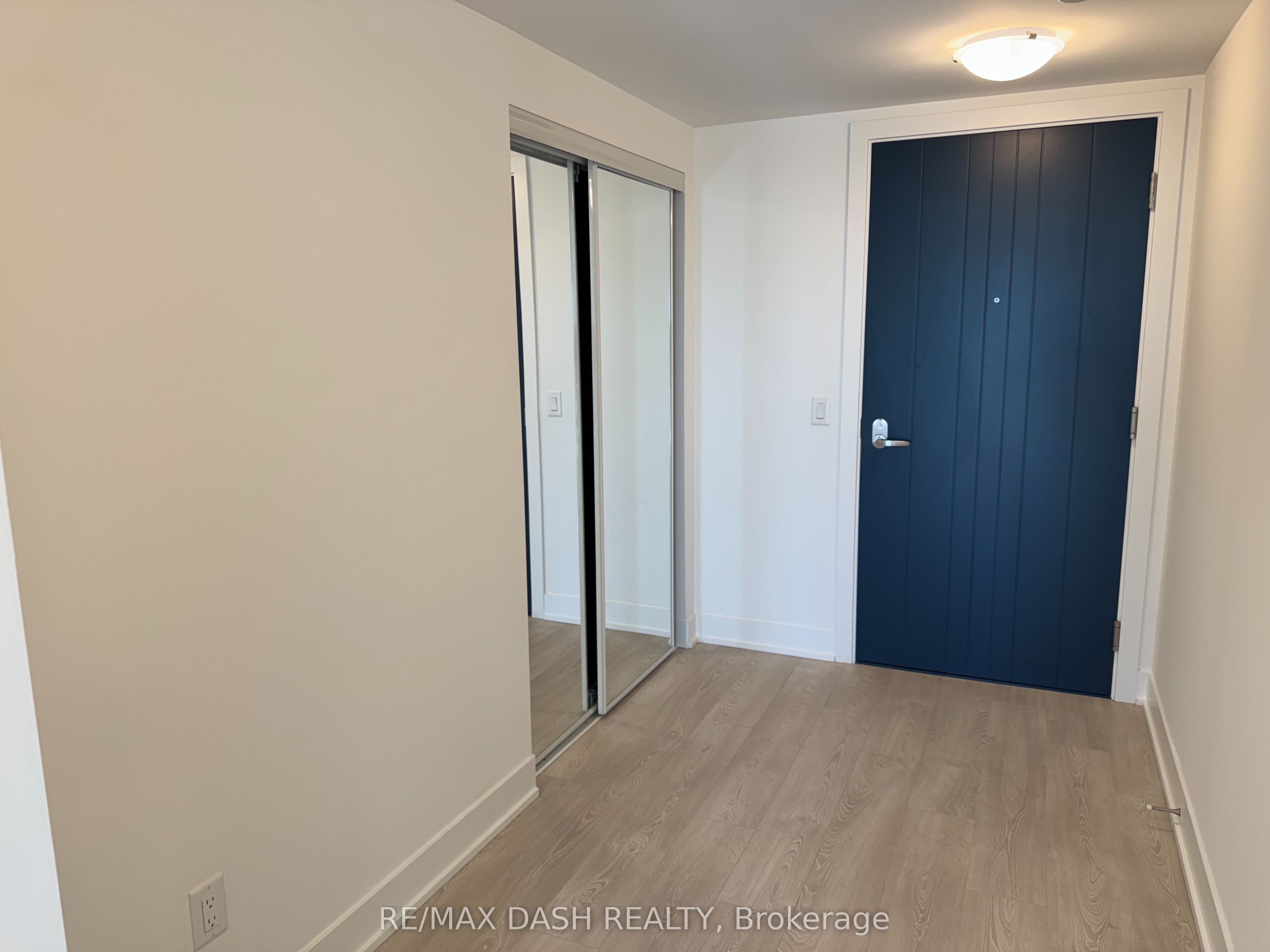 2545 Simcoe Street N 1622 Property Photo 4