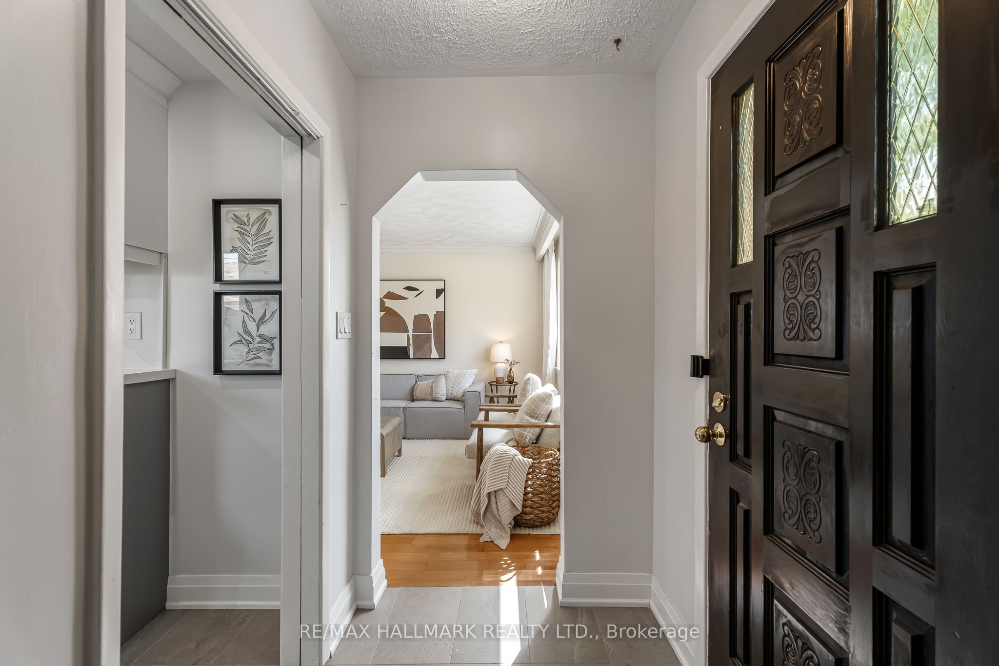 3 Armada Court Property Photo 4