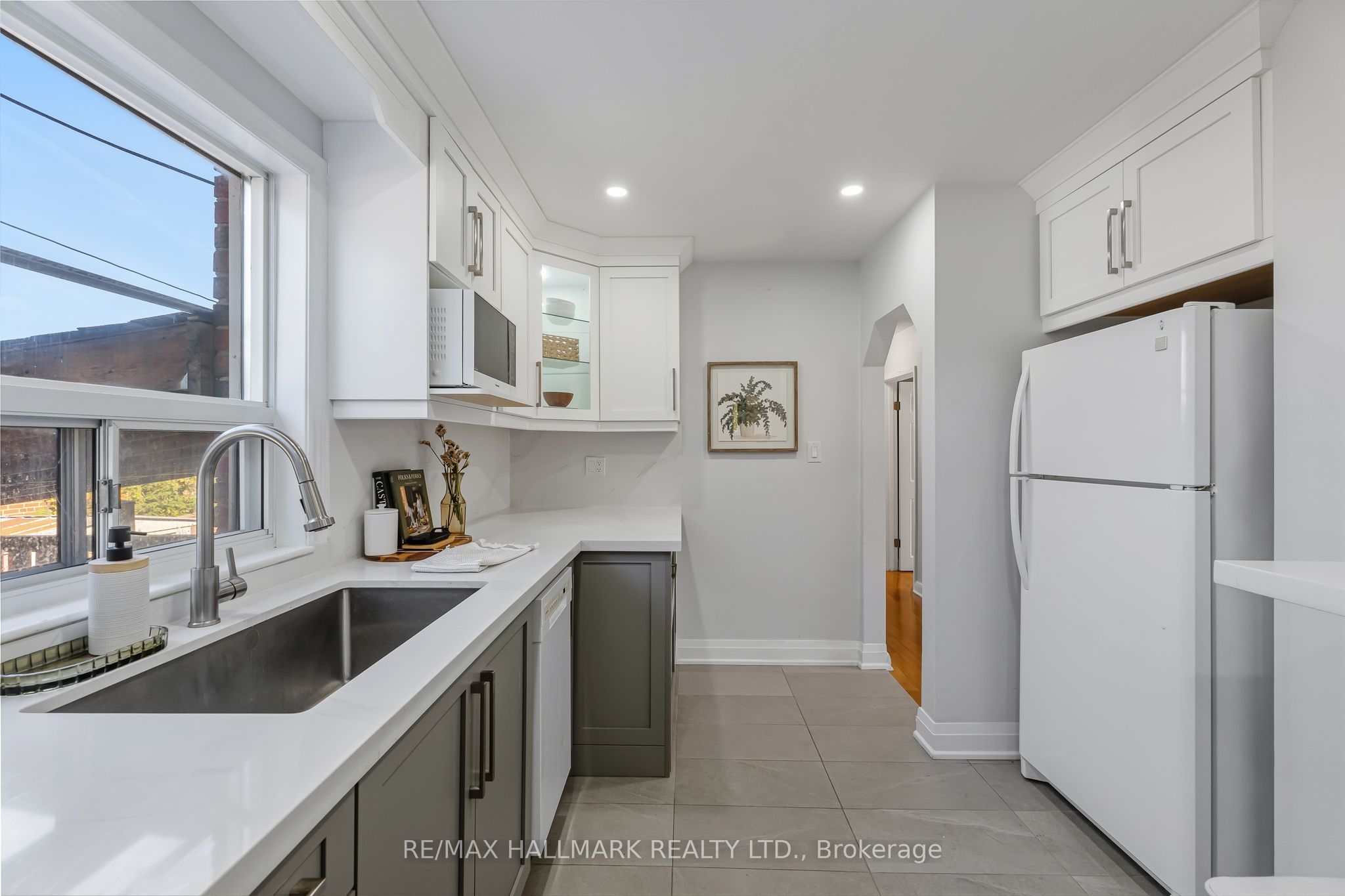 3 Armada Court Property Photo 15