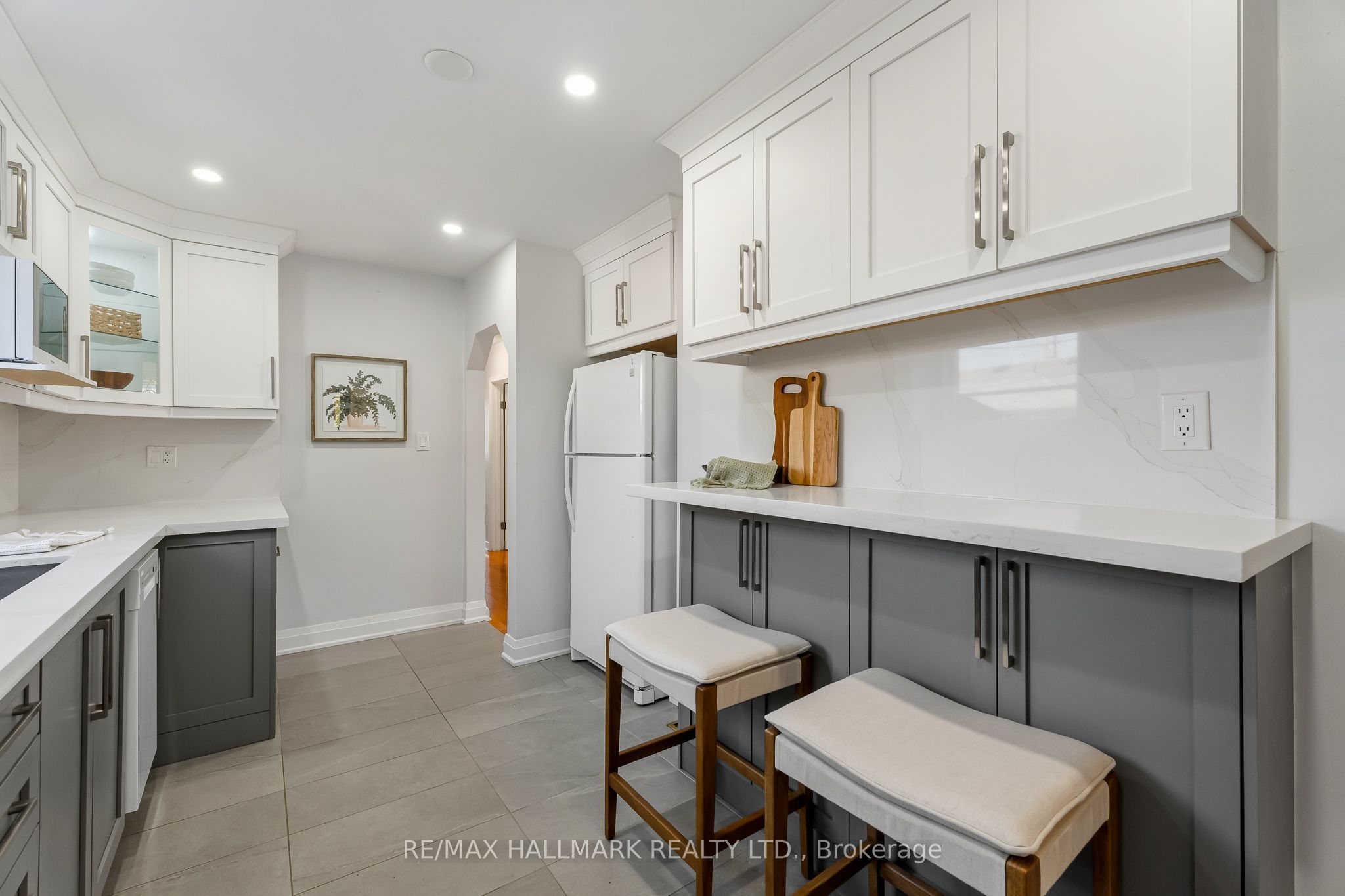 3 Armada Court Property Photo 16