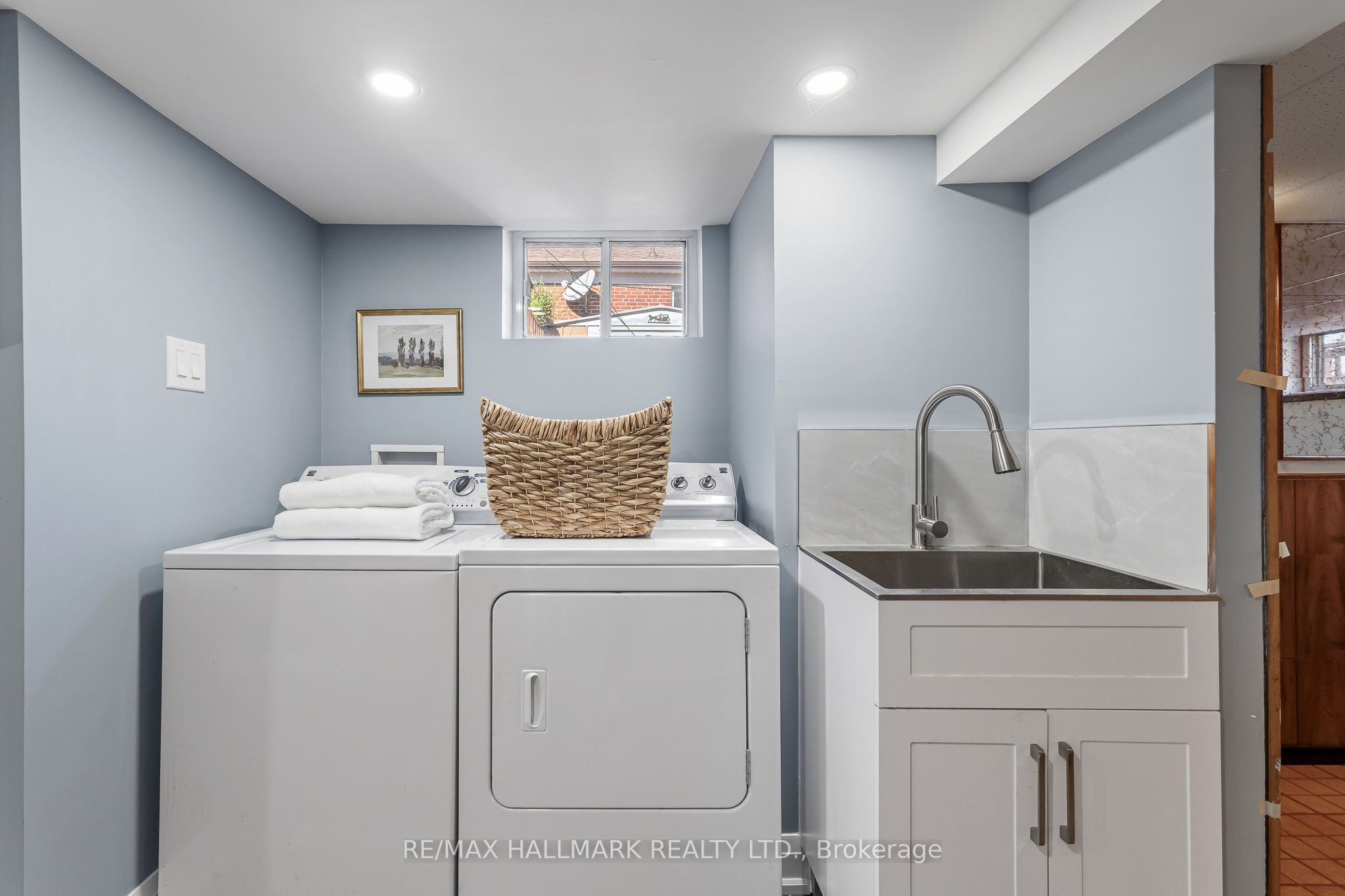 3 Armada Court Property Photo 28
