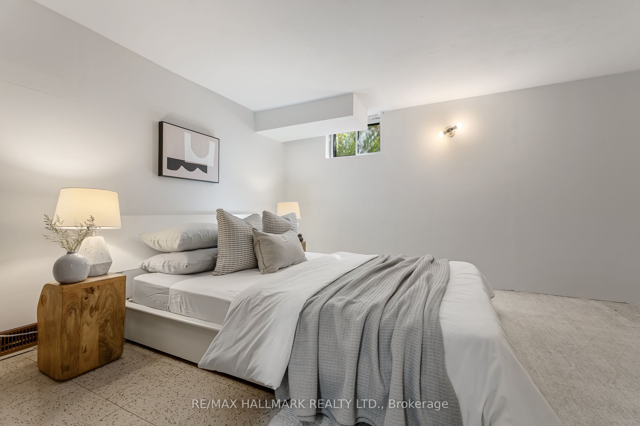3 Armada Court Property Photo 33