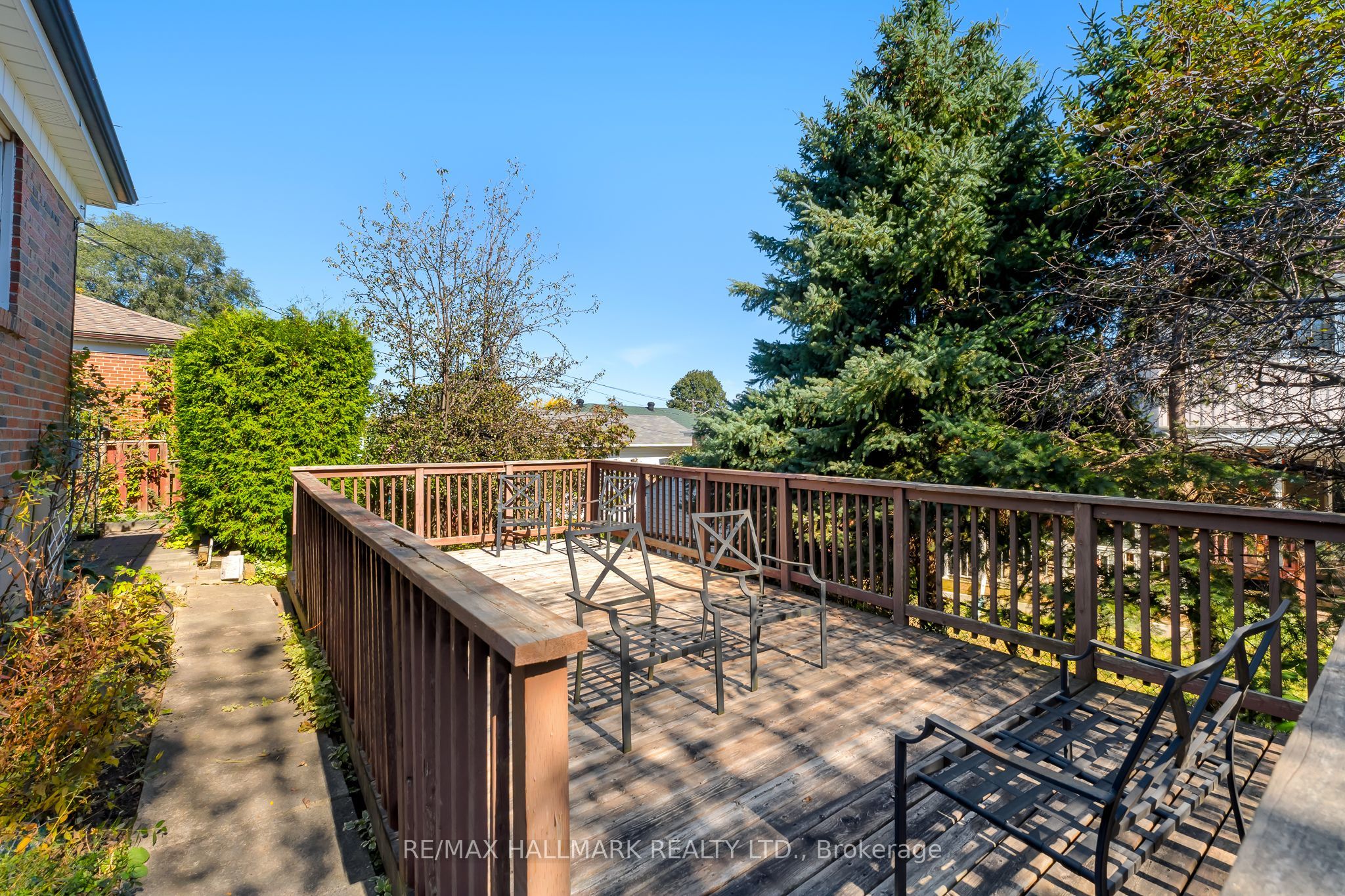 3 Armada Court Property Photo 38