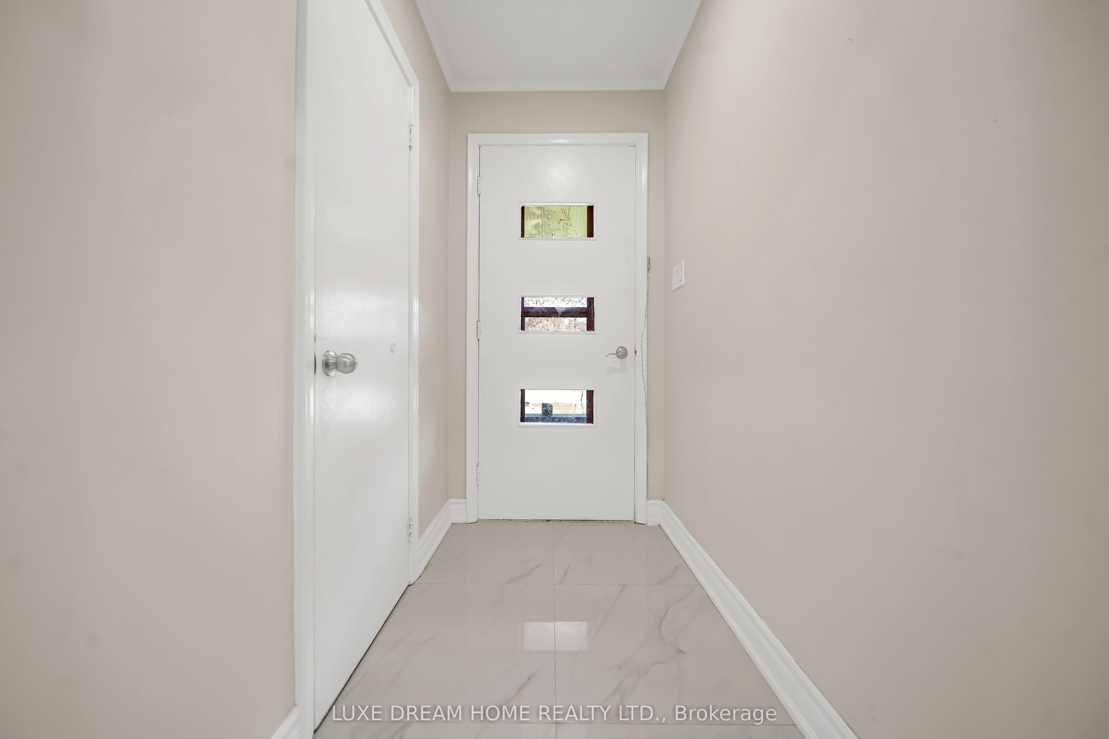 834 Law Street Property Photo 5