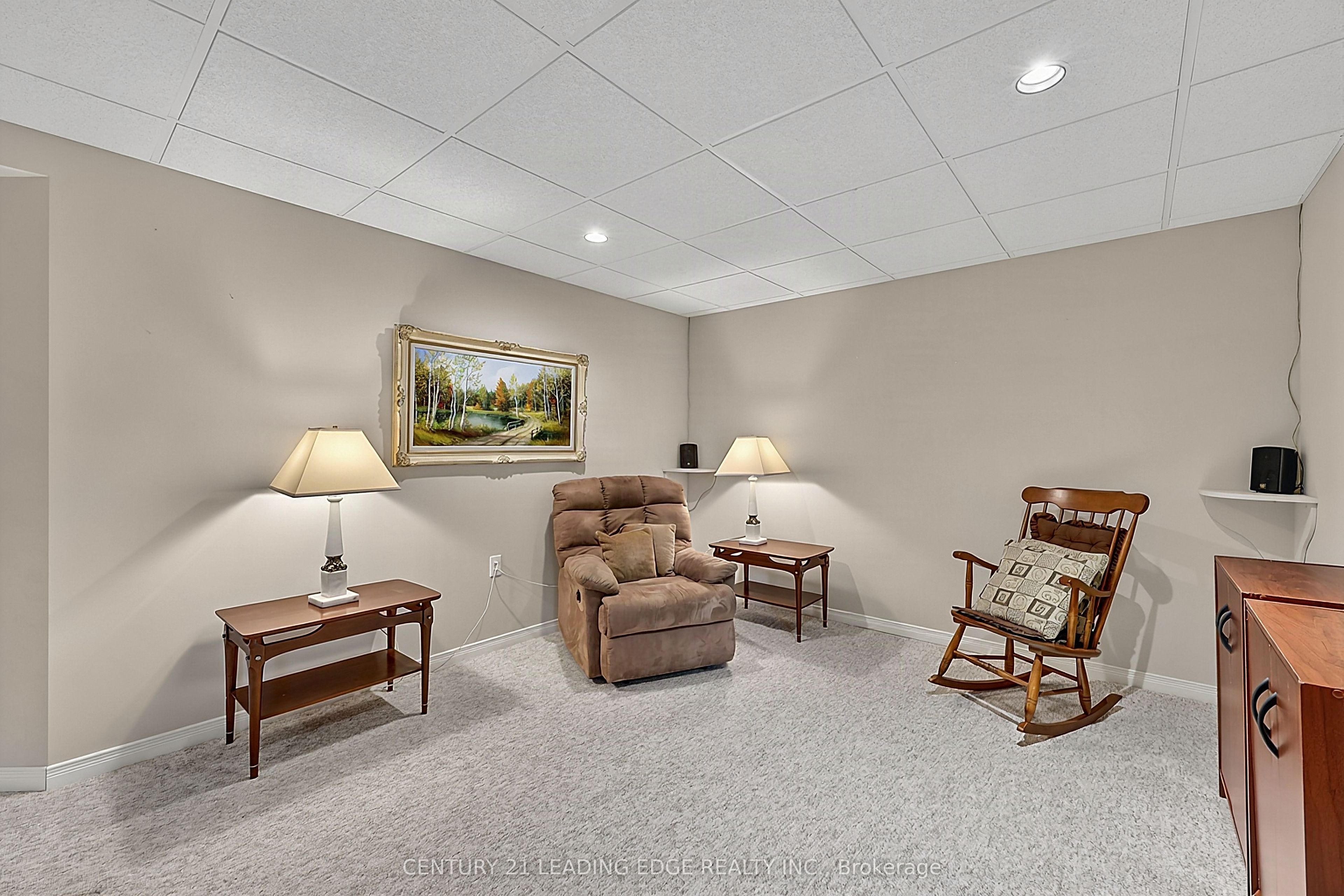 14 Watford Street Property Photo 42