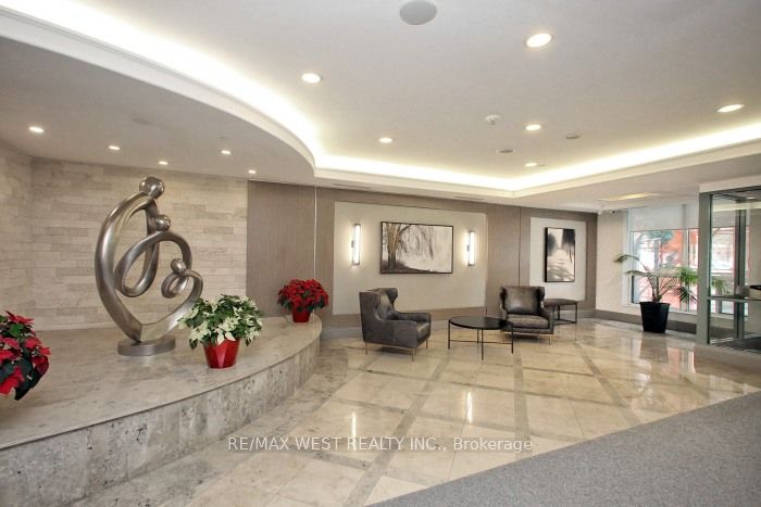 125 Omni Drive W 339 Property Photo 2