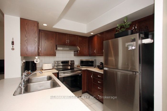 125 Omni Drive W 339 Property Photo 10