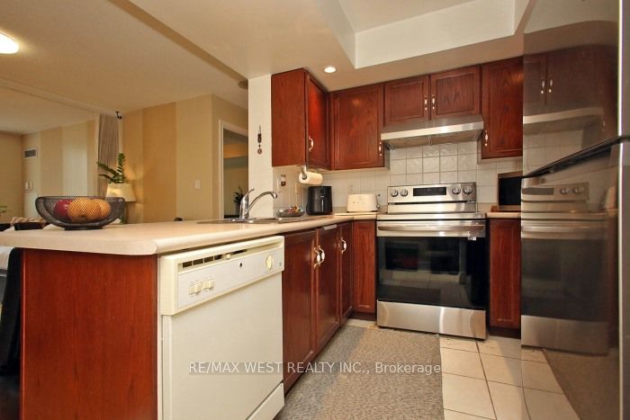 125 Omni Drive W 339 Property Photo 11