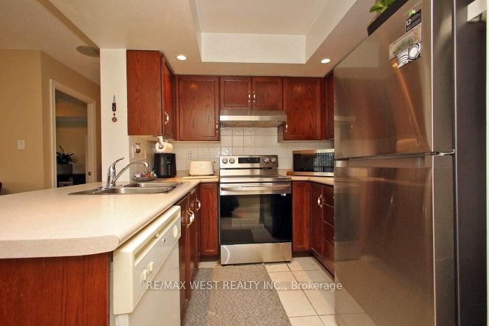 125 Omni Drive W 339 Property Photo 12