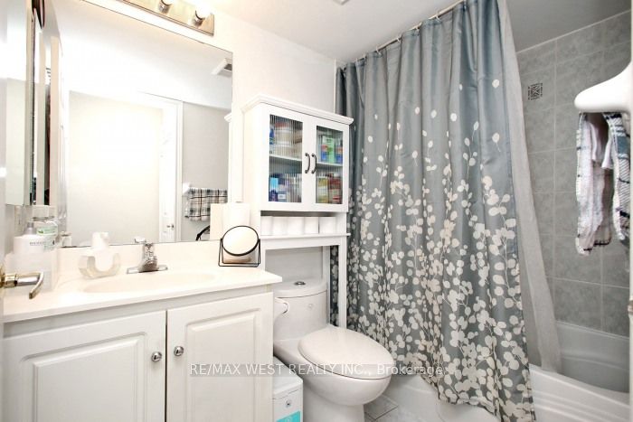 125 Omni Drive W 339 Property Photo 15