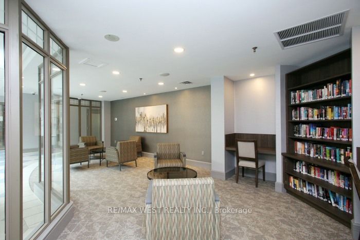 125 Omni Drive W 339 Property Photo 24