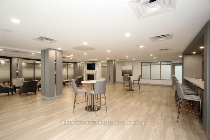 125 Omni Drive W 339 Property Photo 28