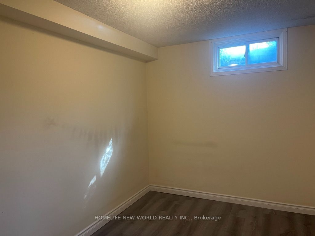 53 Terryhill Crescent #bsmt Property Photo 8