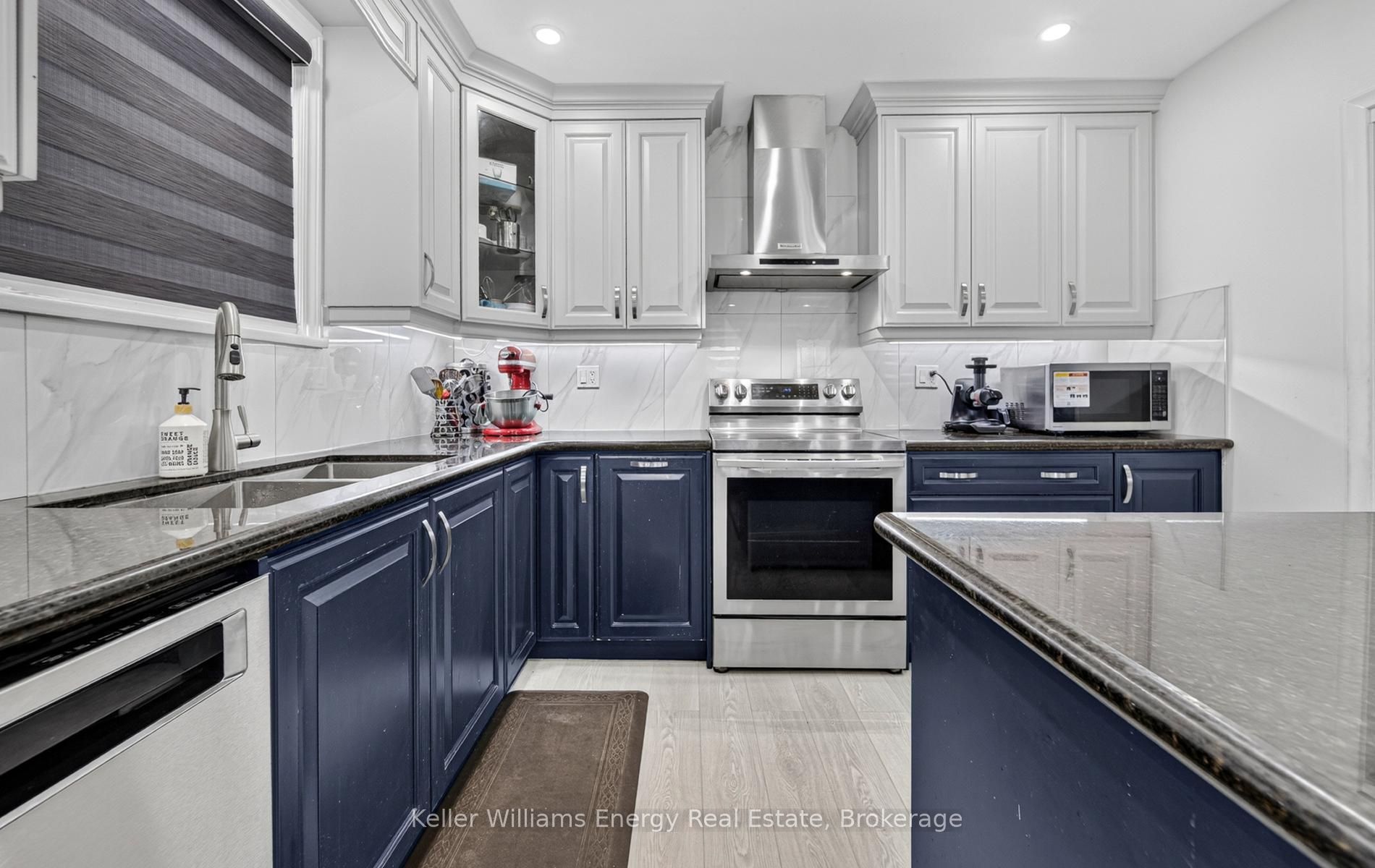 657 Taylor Avenue Property Photo 16