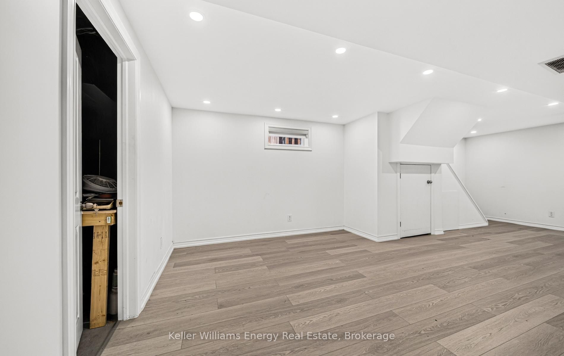 657 Taylor Avenue Property Photo 31