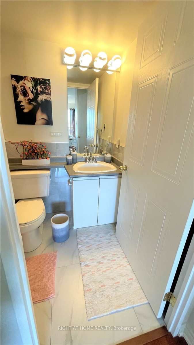 1470 Midland Avenue Property Photo 6