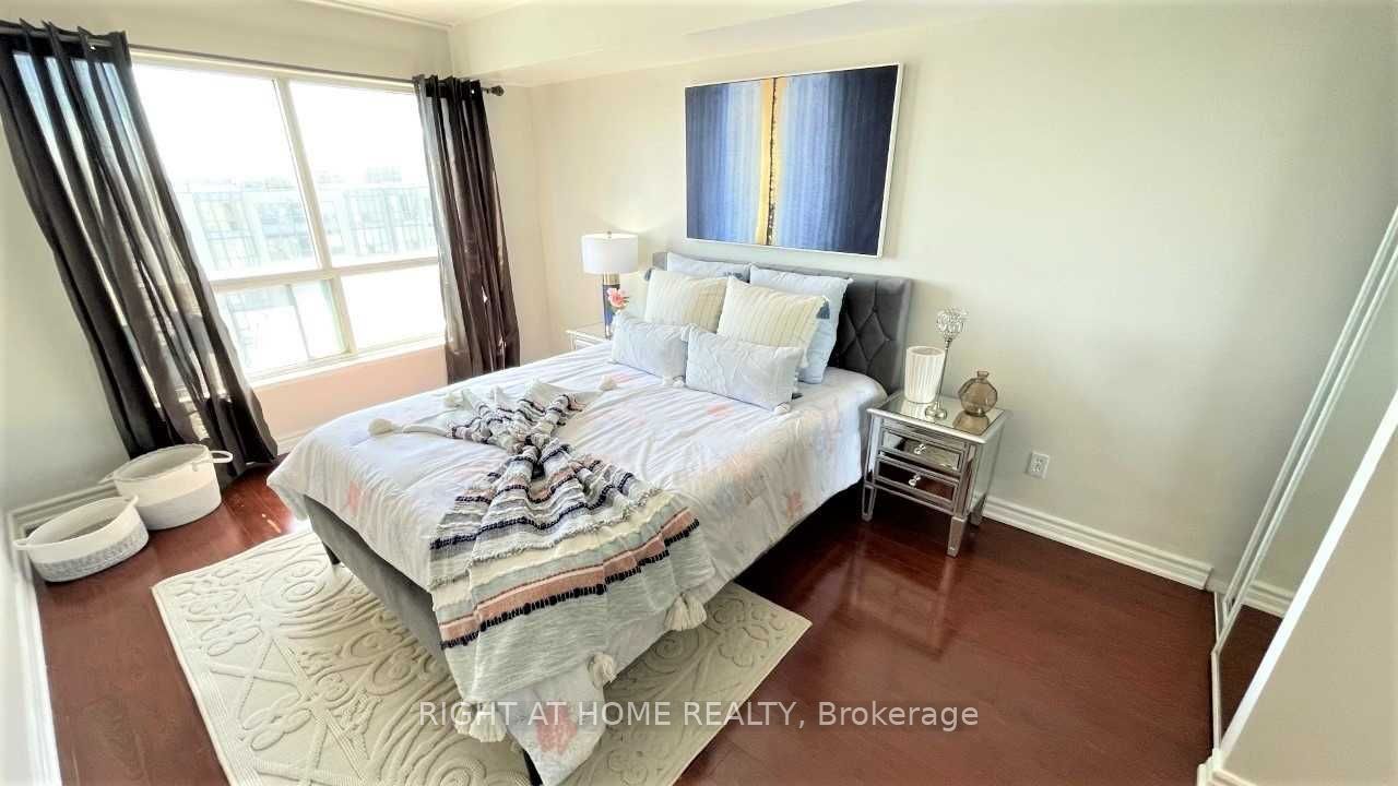 1470 Midland Avenue Property Photo 7