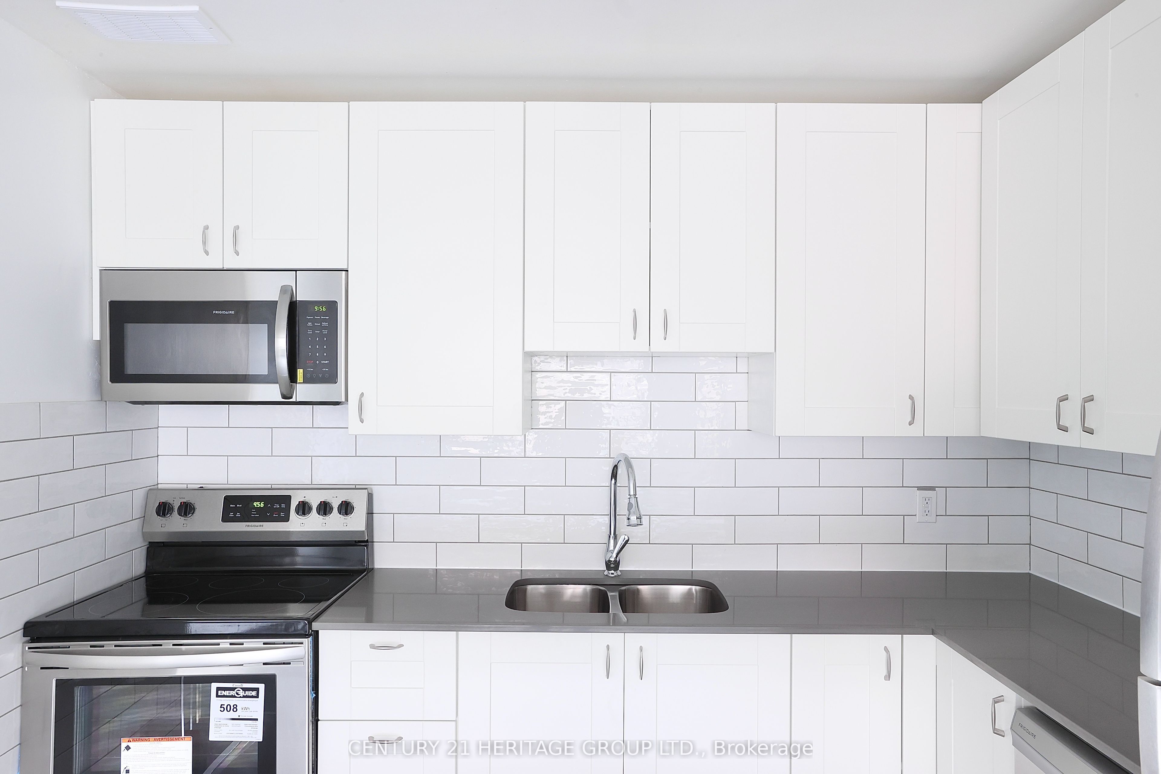 3101 Eglinton Avenue E 211 Property Photo 6