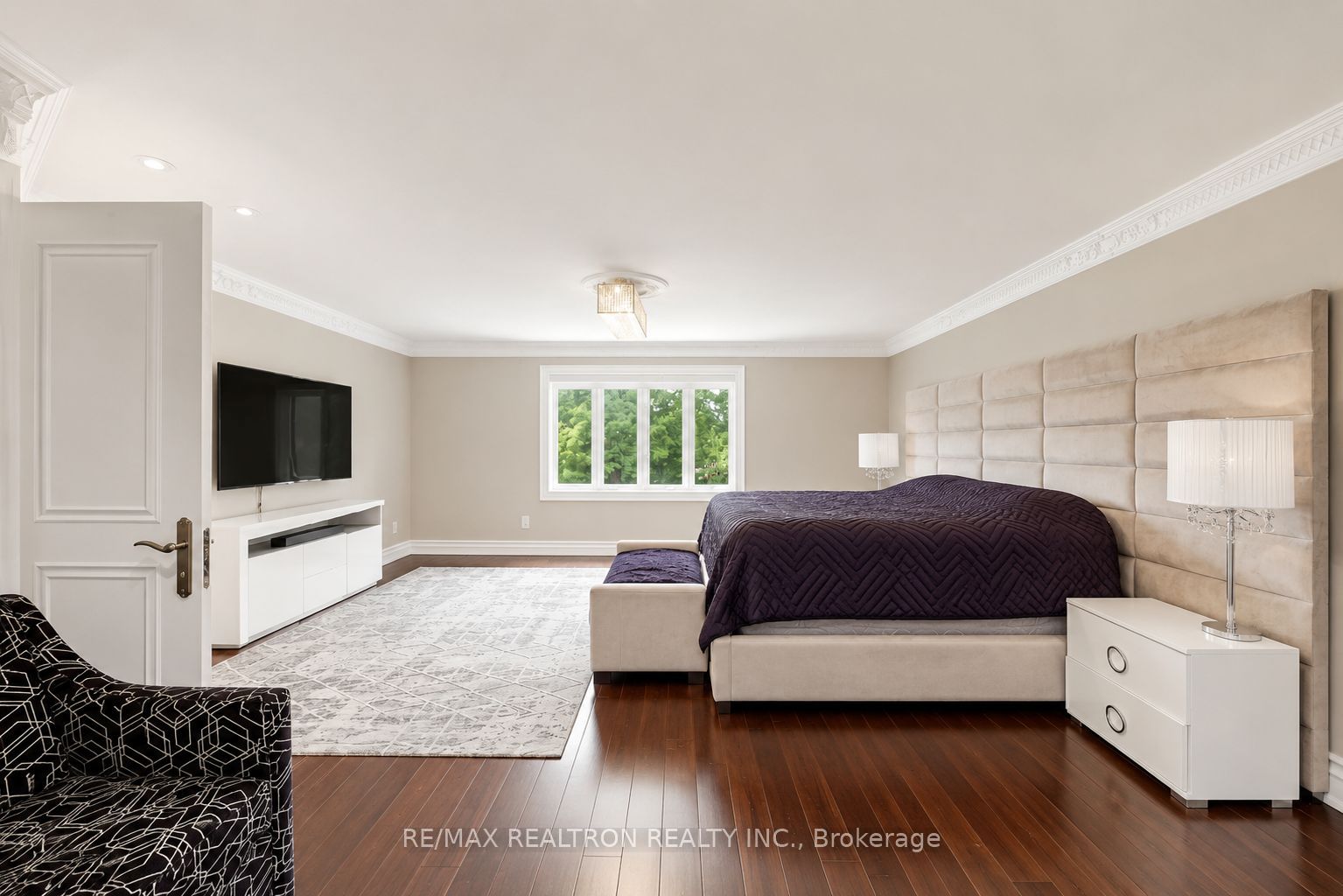 10 Bunting Court Property Photo 38