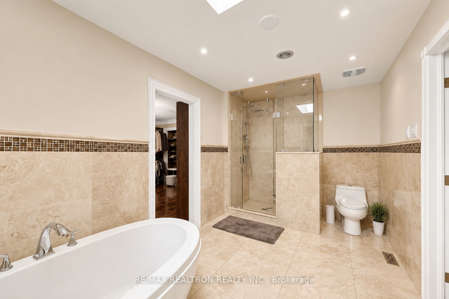 10 Bunting Court Property Photo 40